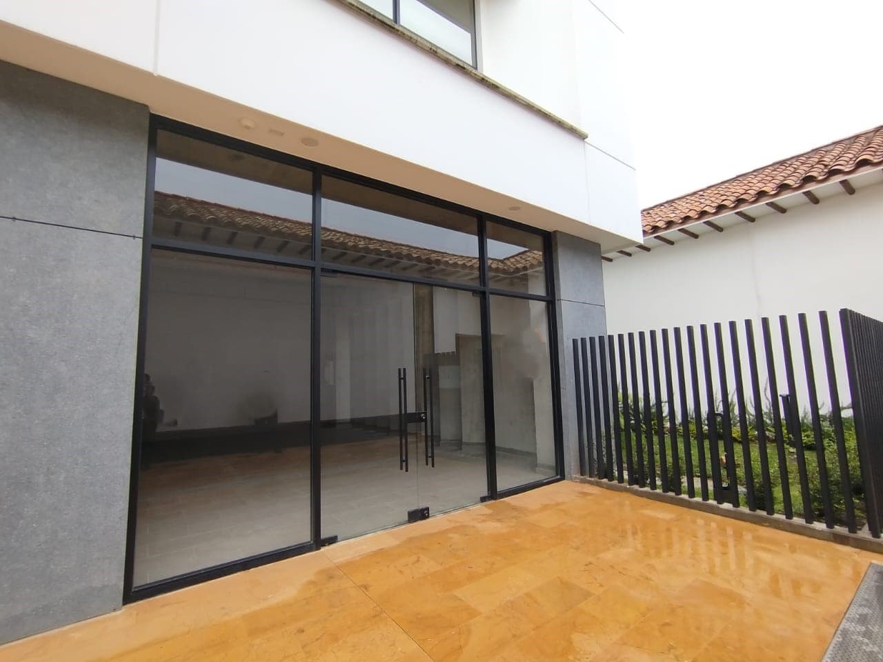 Local en arriendo en Rionegro — foto 1 de 8