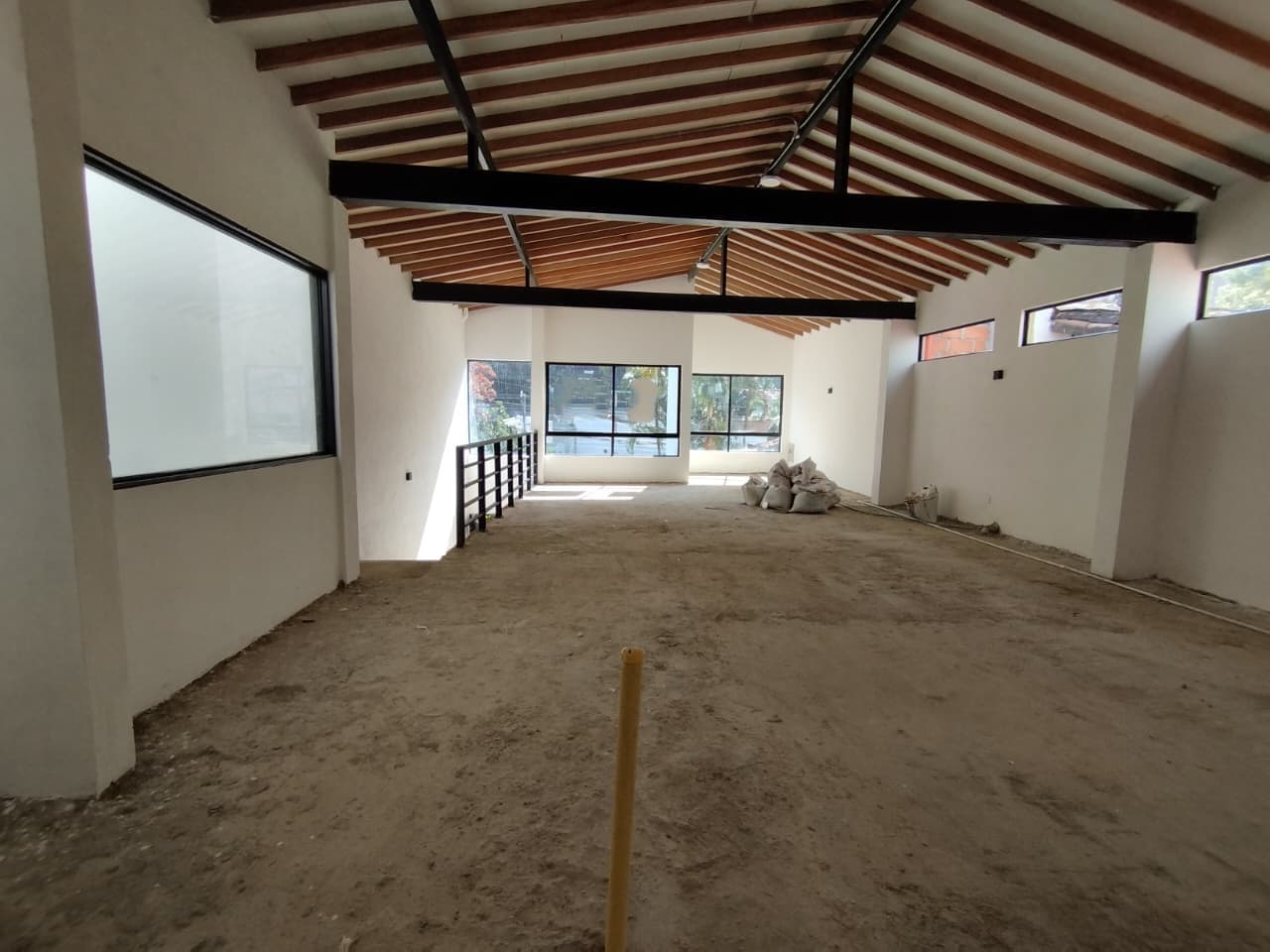 Local en arriendo en Patio Bonito, El Poblado, Medellín — foto 1 de 7