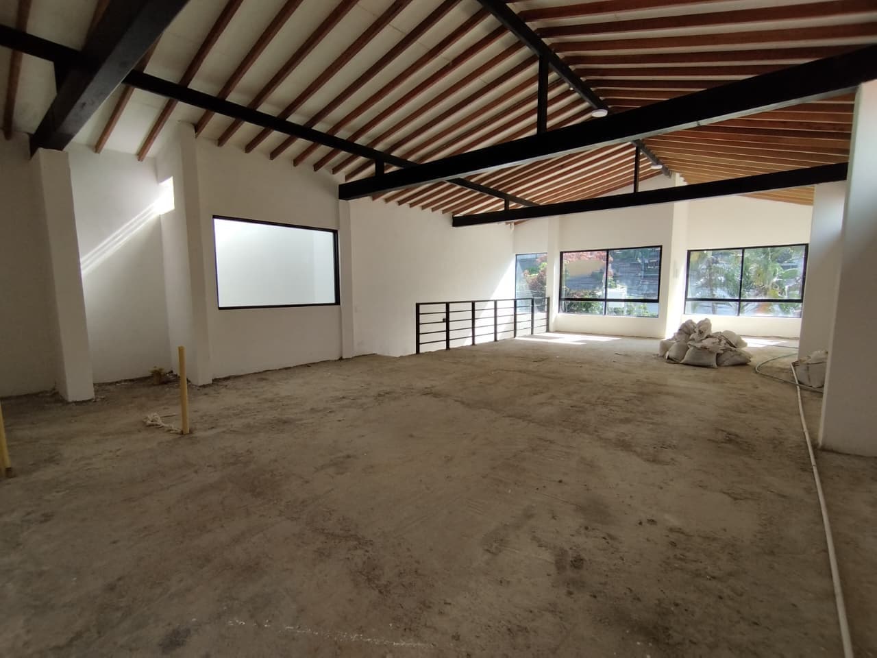 Local en arriendo en Patio Bonito, El Poblado, Medellín — foto 3 de 7