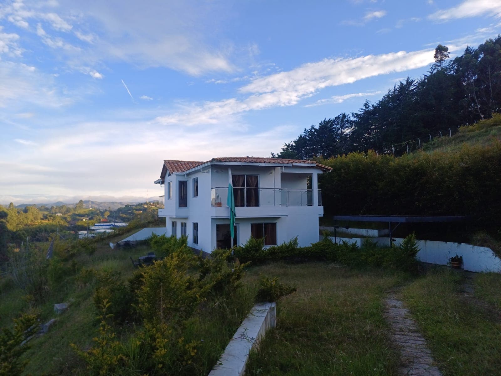 Casa Vivienda en arriendo en Marinilla — foto 1 de 20