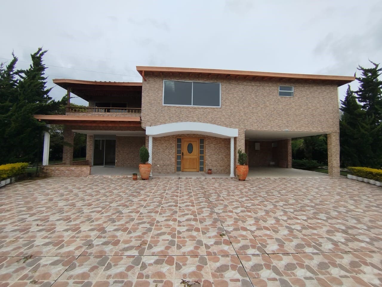 Casa Campestre en arriendo en Llano Grande, Rionegro — foto 1 de 20