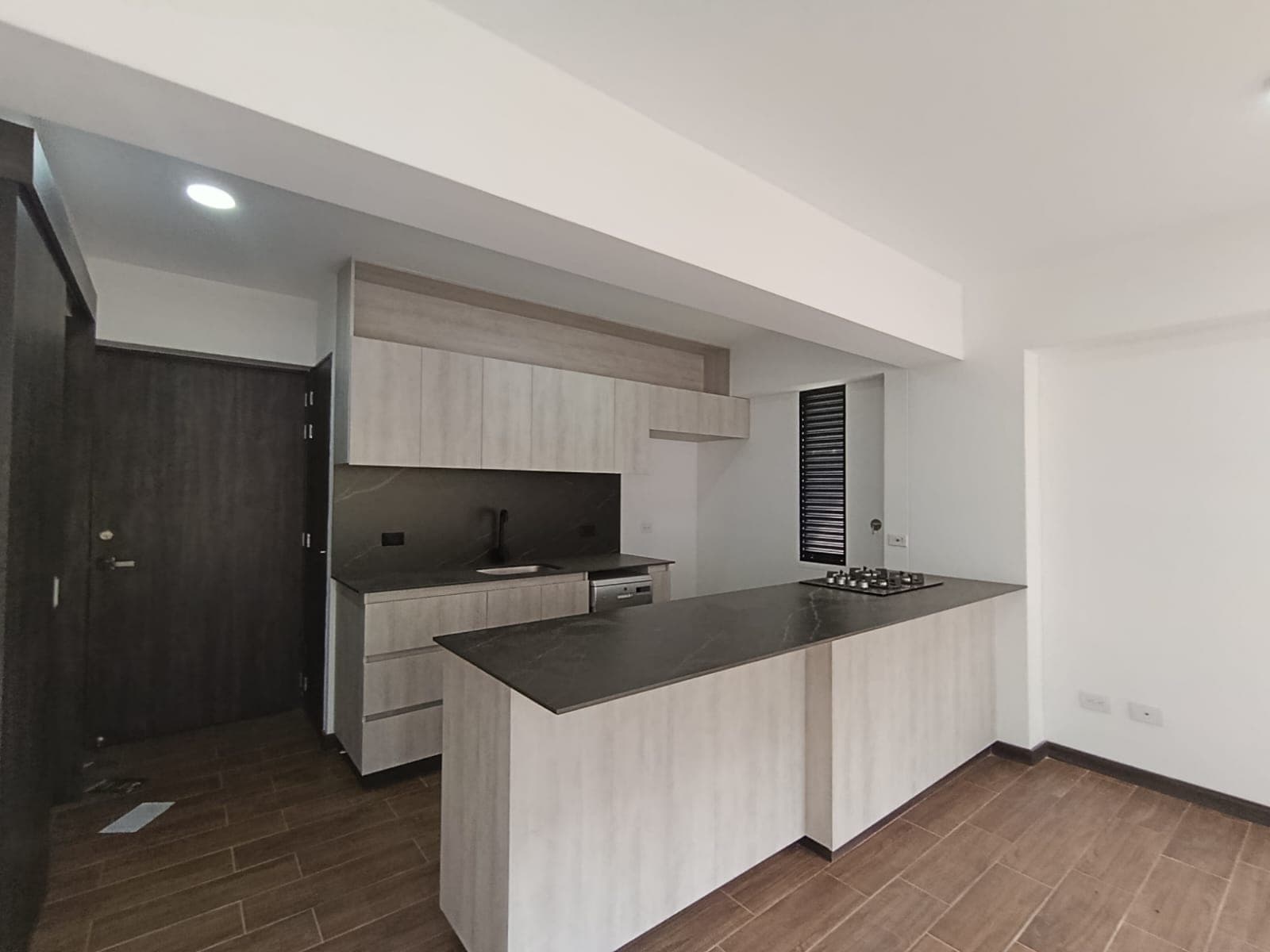 Apartamento en arriendo en Retiro — foto 3 de 17