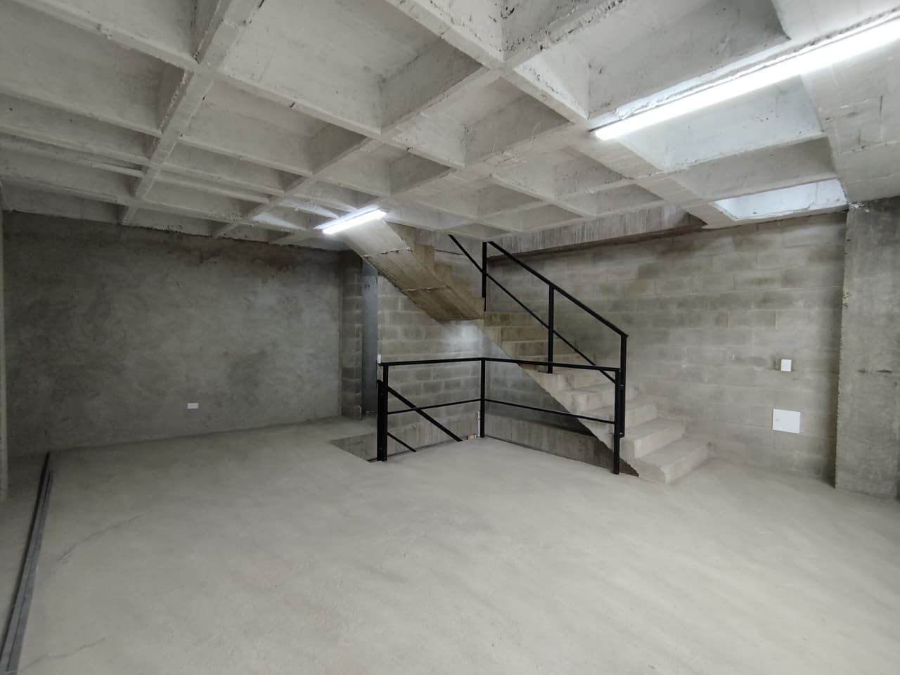 Bodega en arriendo en Caldas — foto 4 de 9