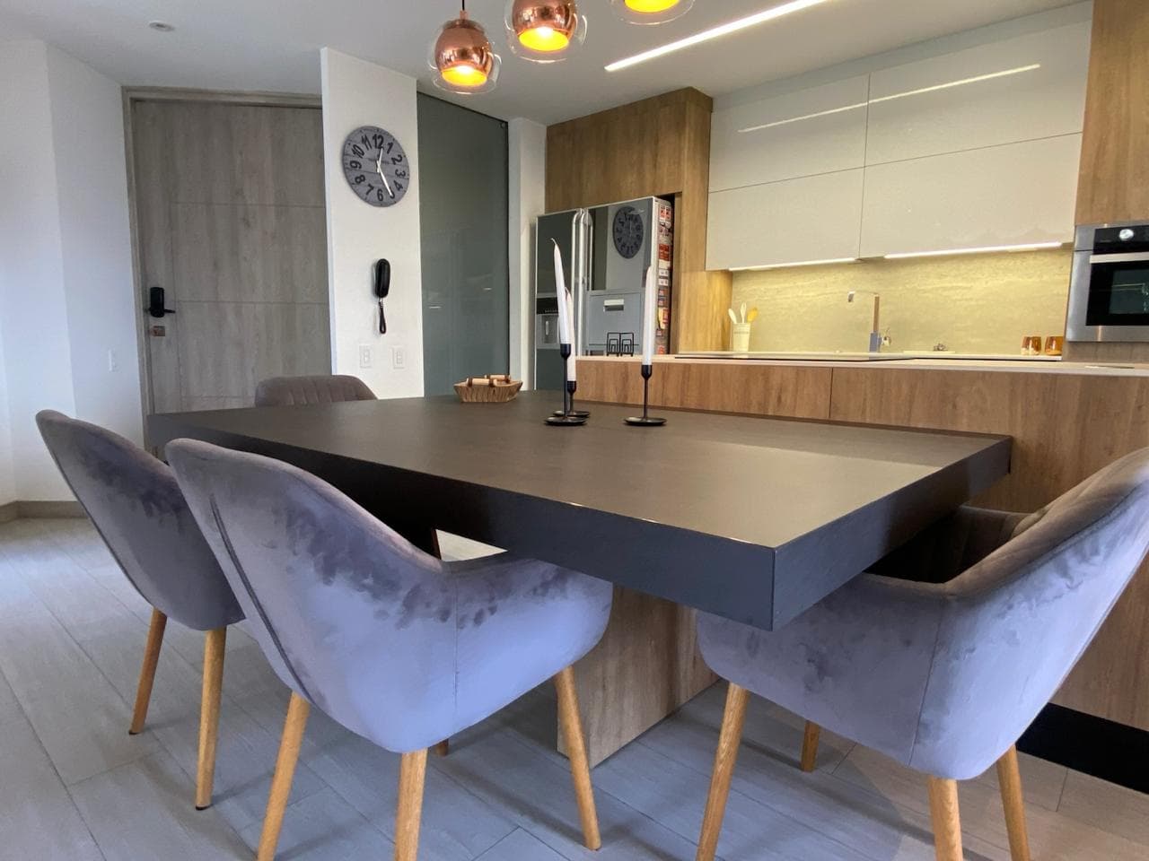 Apartamento en arriendo en Los Balsos, El Poblado, Medellín — foto 2 de 20