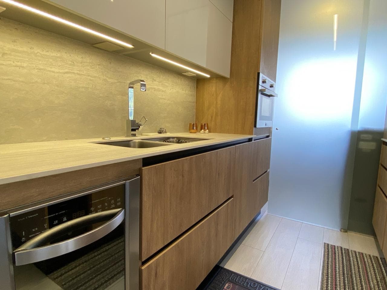 Apartamento en arriendo en Los Balsos, El Poblado, Medellín — foto 4 de 20