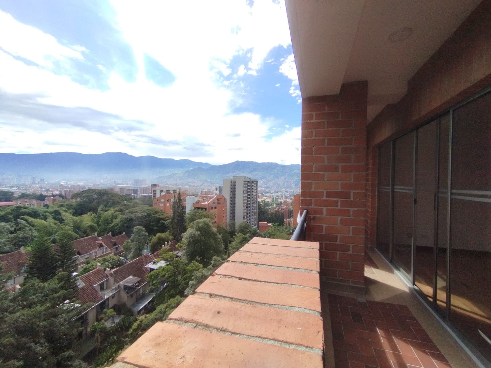 Apartamento en arriendo en La Frontera Campestre, El Poblado, Medellín — foto 4 de 20