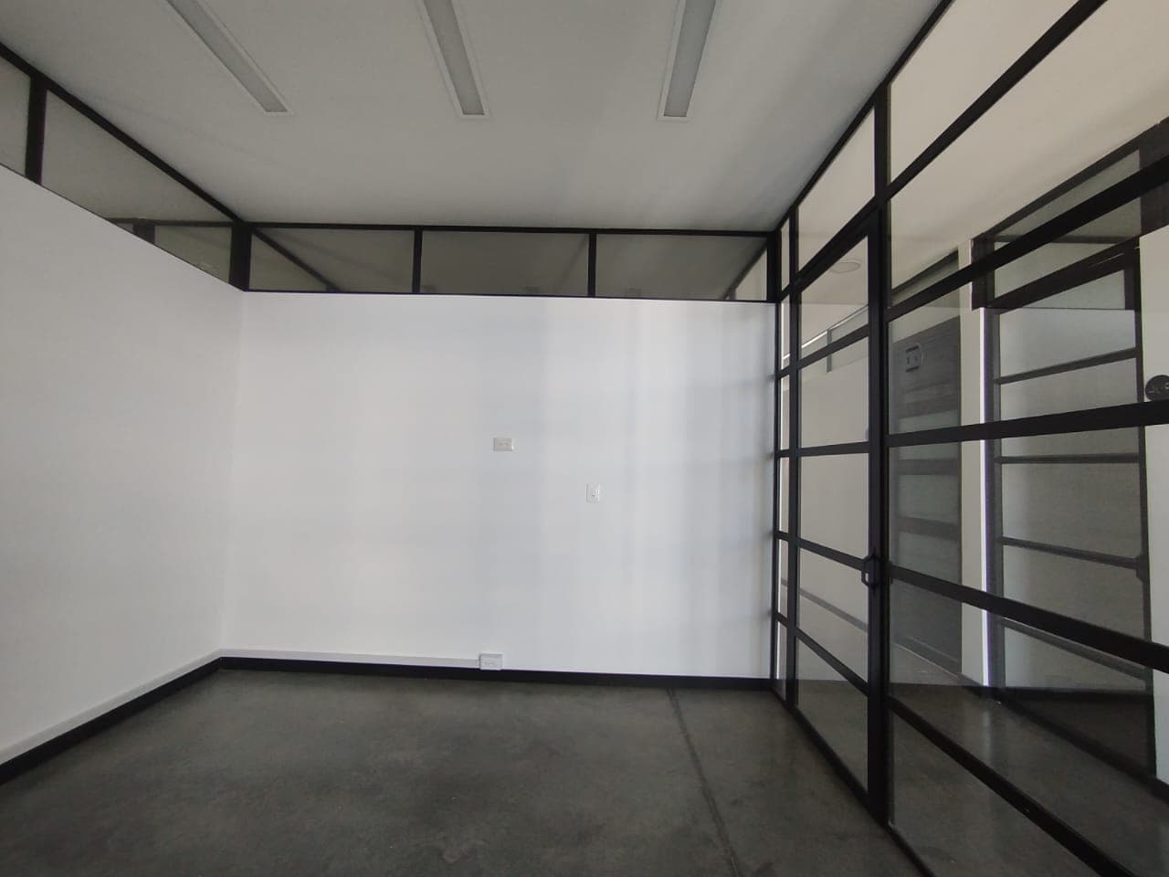Oficina en arriendo en Rionegro — foto 5 de 8