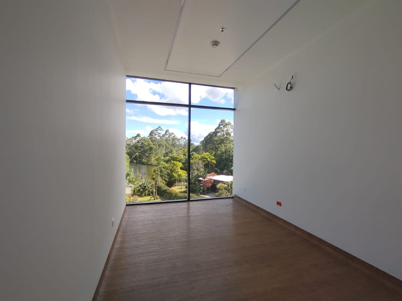 Local en arriendo en Rionegro — foto 2 de 11