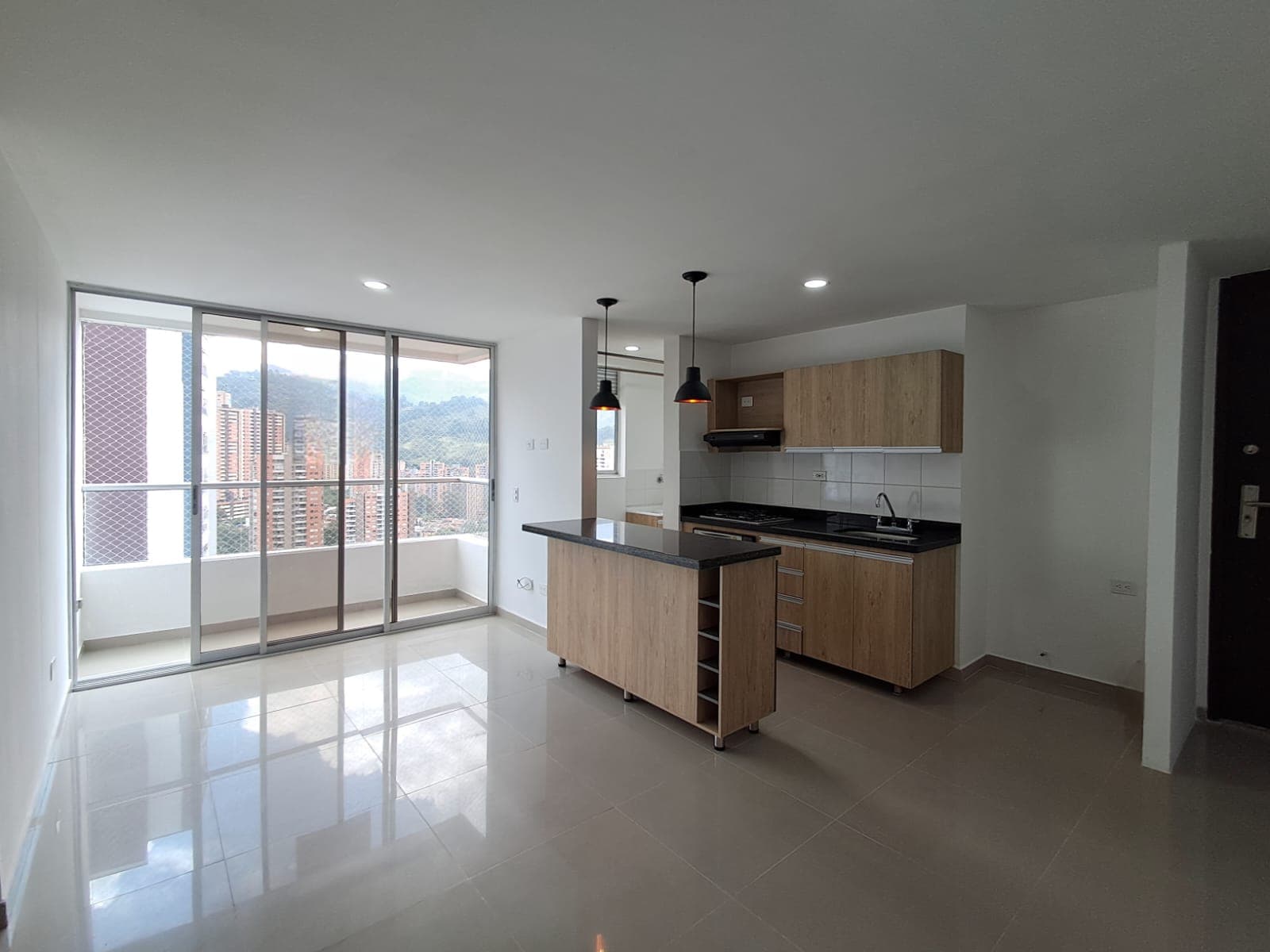 Apartamento en arriendo en La Doctora, Sabaneta — foto 1 de 20