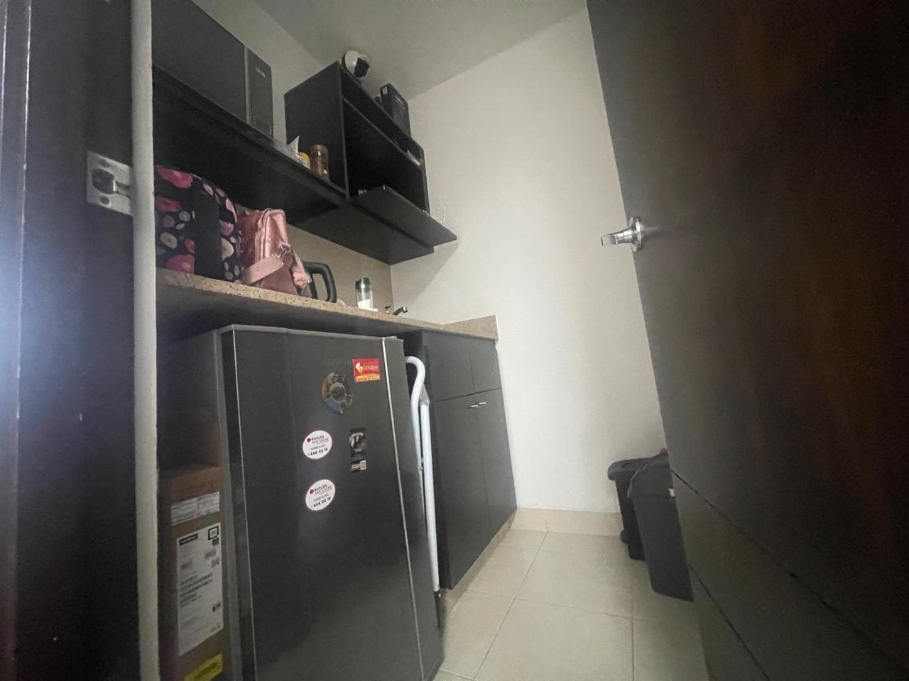 Oficina en arriendo en Milla De Oro, El Poblado, Medellín — foto 4 de 9