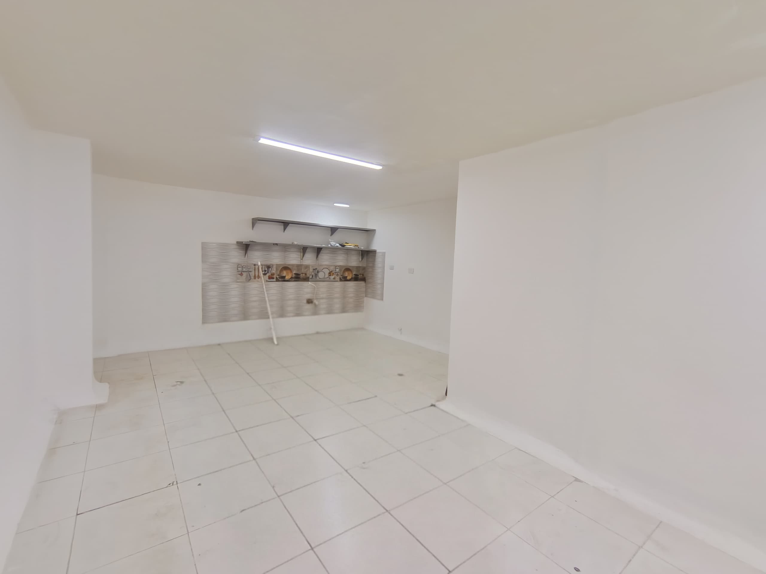 Local en arriendo en Suramericana, Laureles, Medellín — foto 4 de 9
