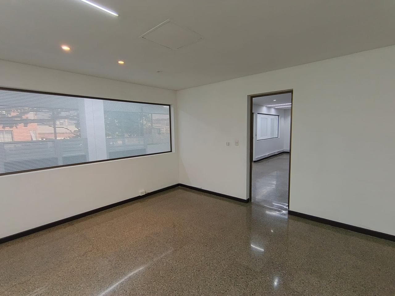 Bodega en arriendo en Prados De, Sabaneta — foto 3 de 20