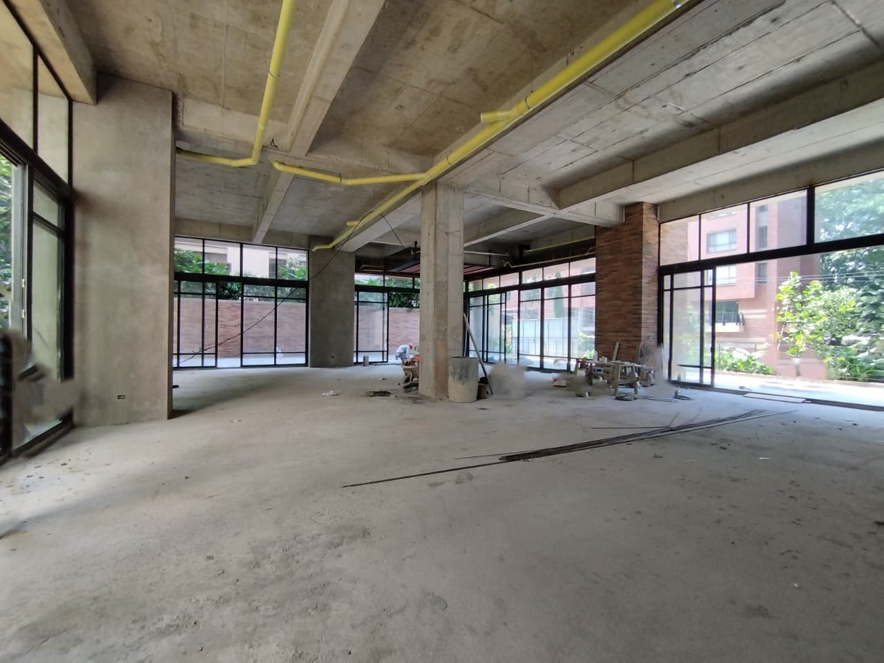 Local en arriendo en Las Lomas, El Poblado, Medellín — foto 2 de 12
