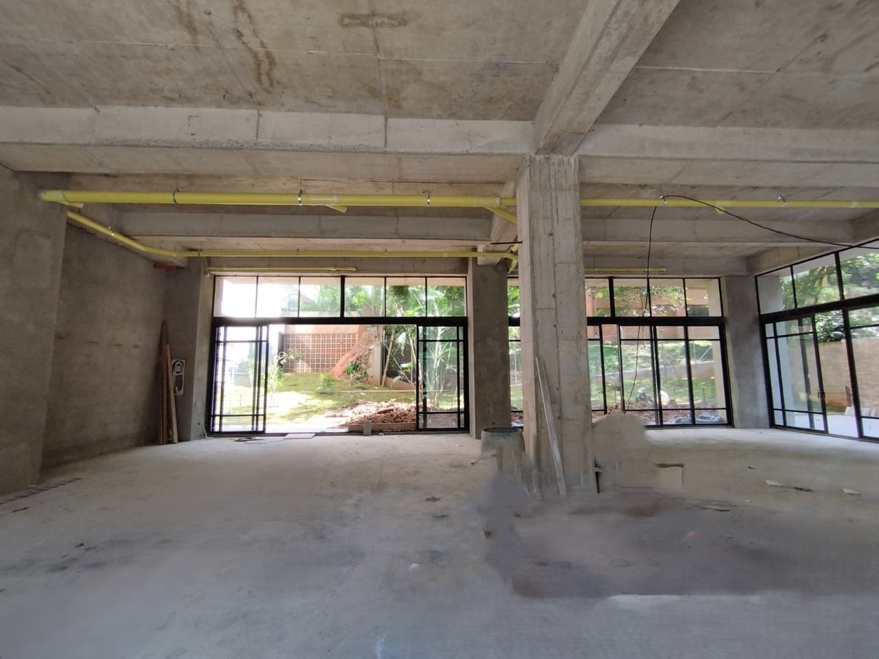 Local en arriendo en Las Lomas, El Poblado, Medellín — foto 3 de 12