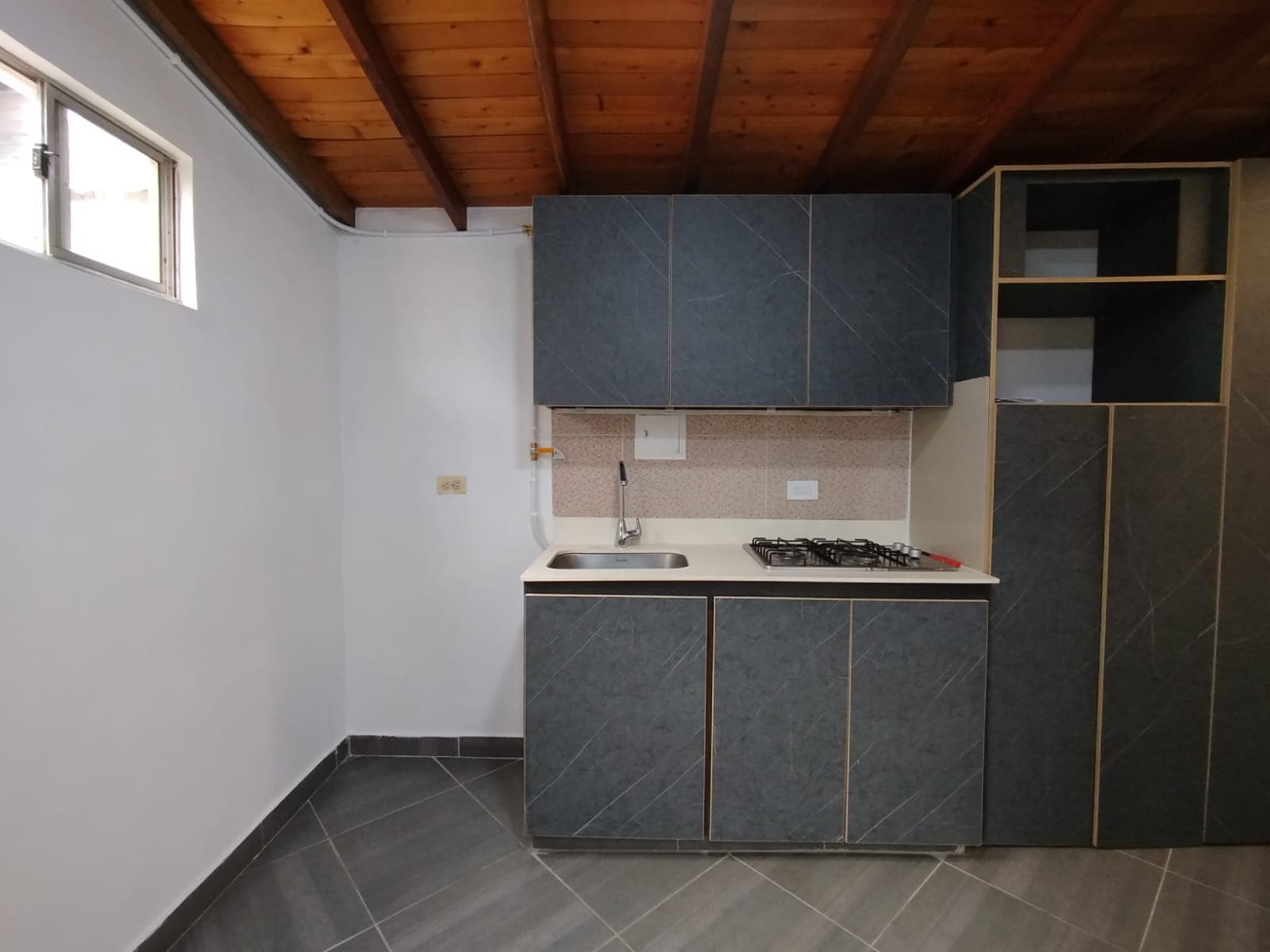 Apartamento en arriendo en Las Margaritas, Itagui — foto 1 de 16
