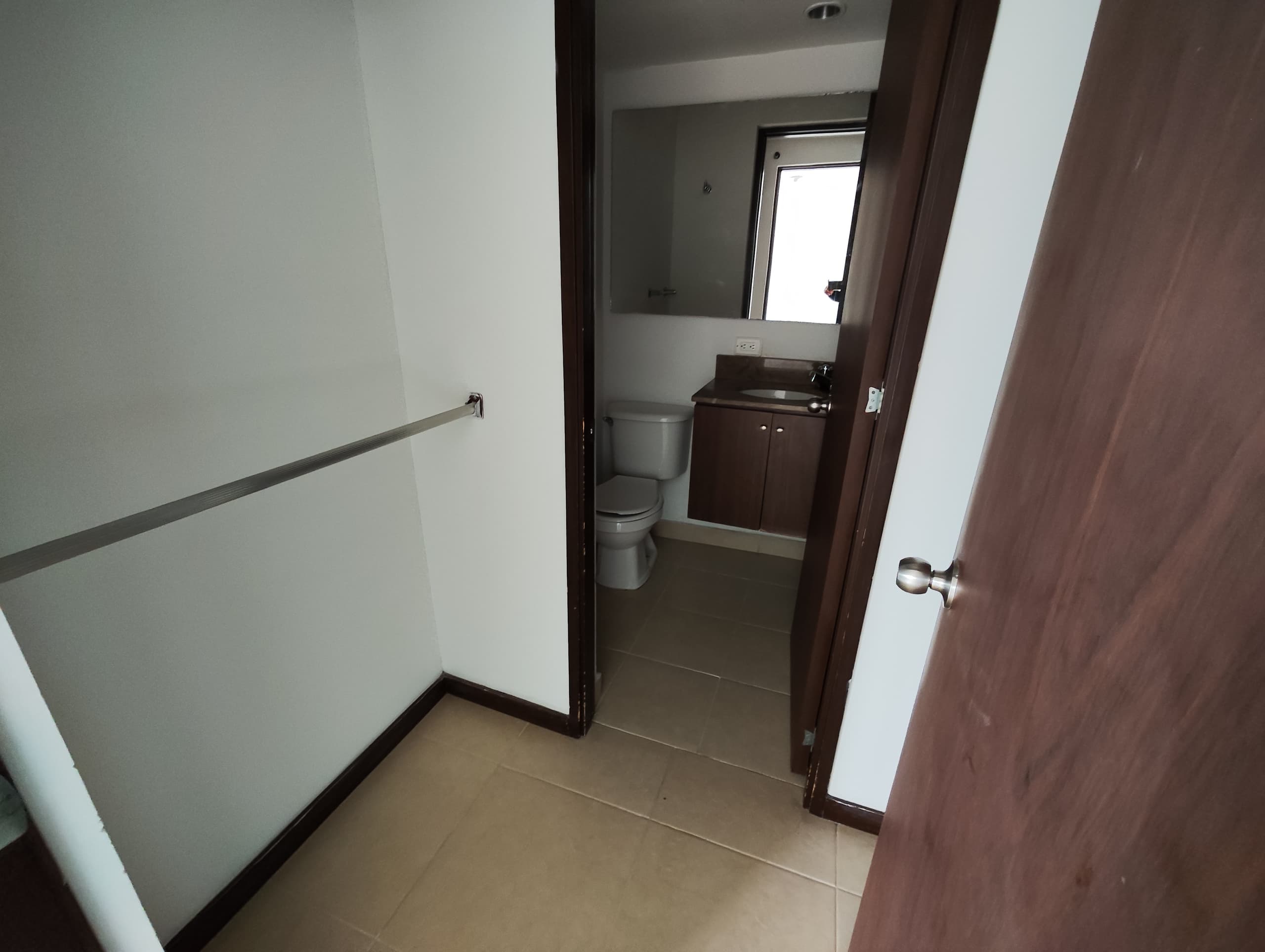 Apartamento en arriendo en Los Alpes, Belen, Medellín — foto 3 de 20