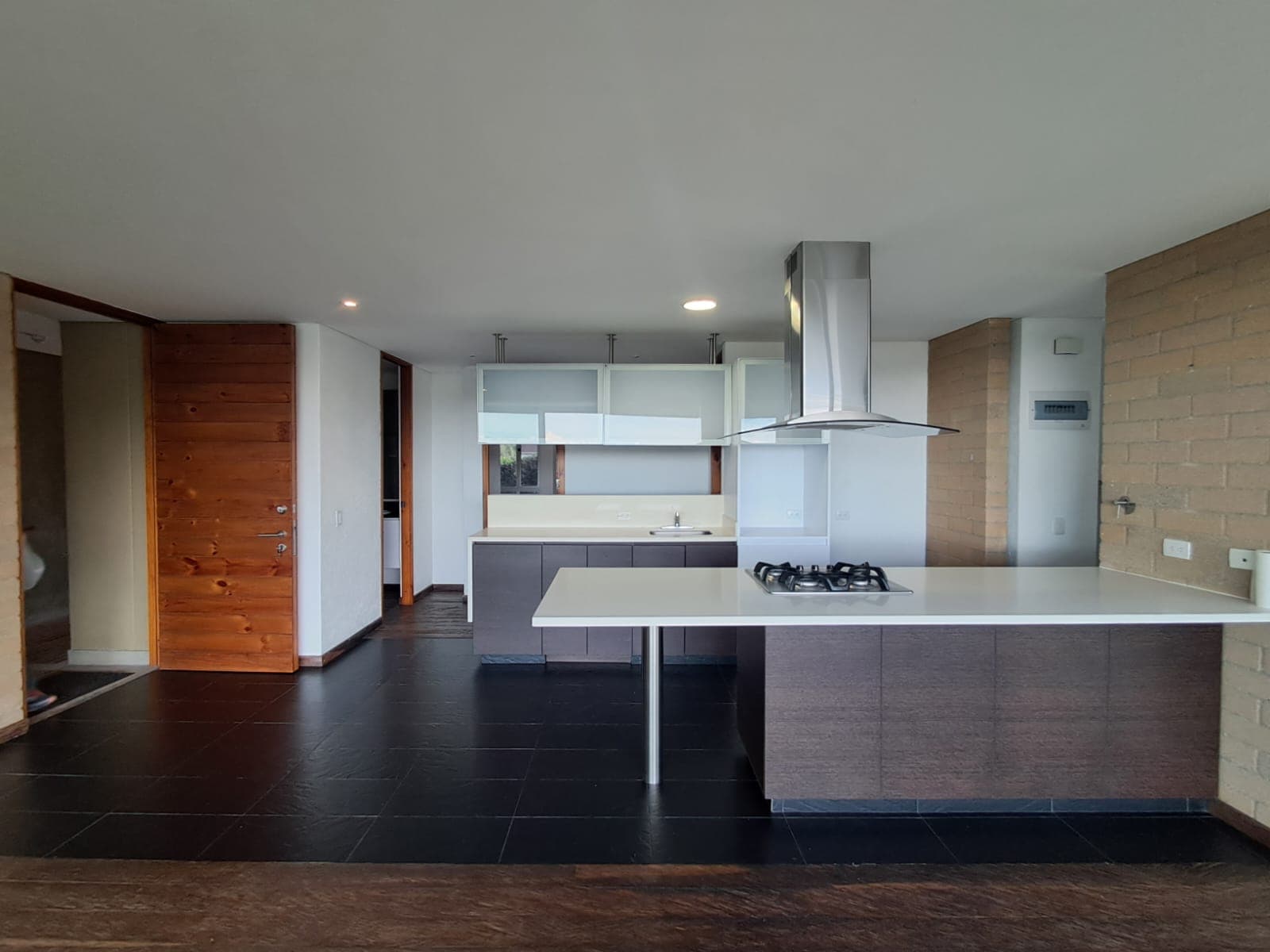 Apartamento en arriendo en Retiro — foto 1 de 17