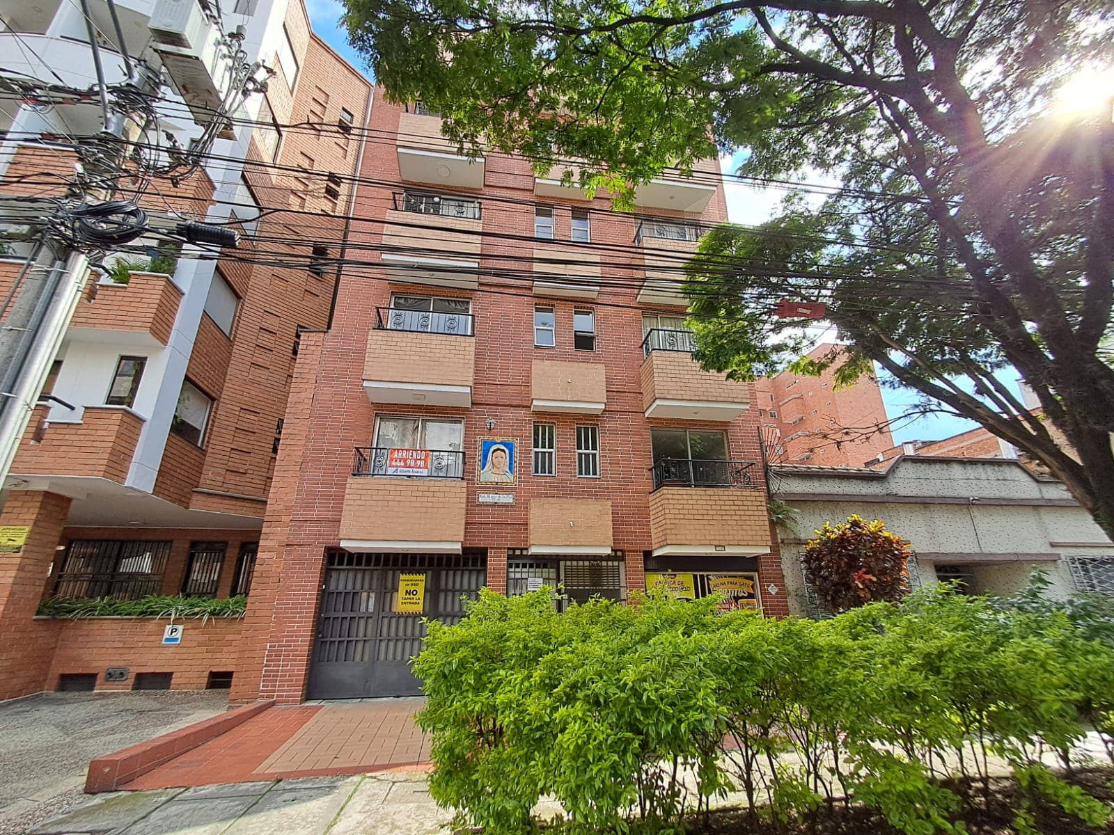 Apartamento en arriendo en Laureles, Medellín — foto 2 de 20