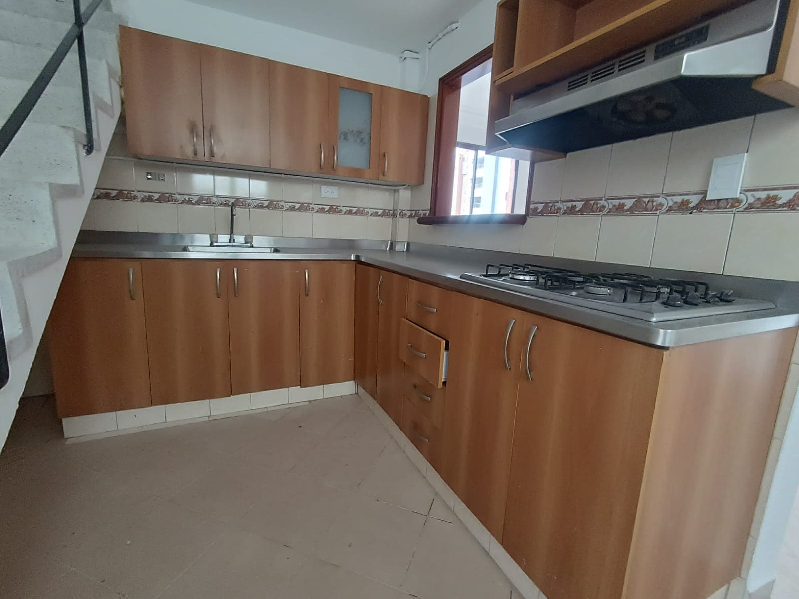 Apartamento en arriendo en El Velódromo, Laureles, Medellín — foto 2 de 20