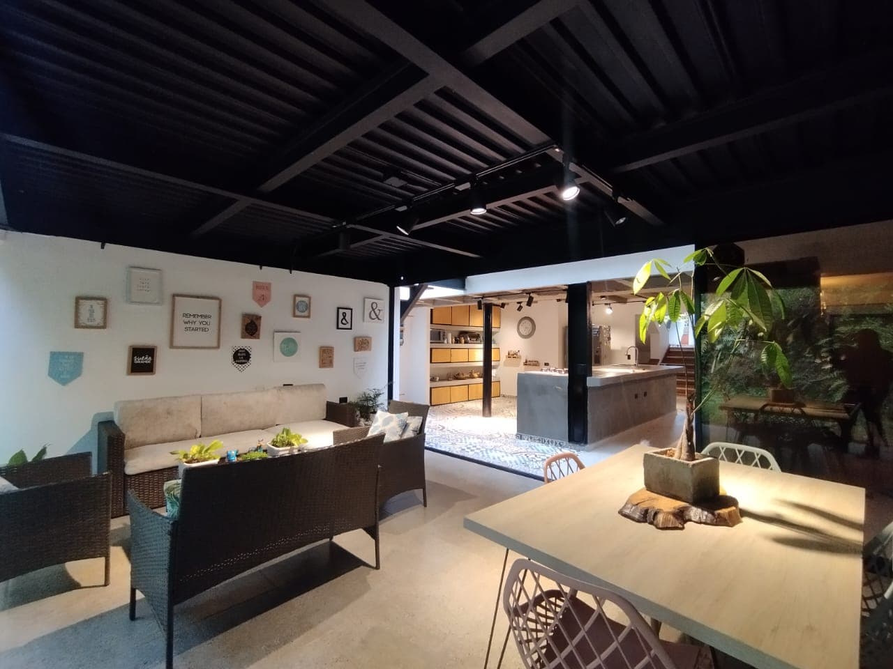 Casa Vivienda en arriendo en El Tesoro, El Poblado, Medellín — foto 4 de 20