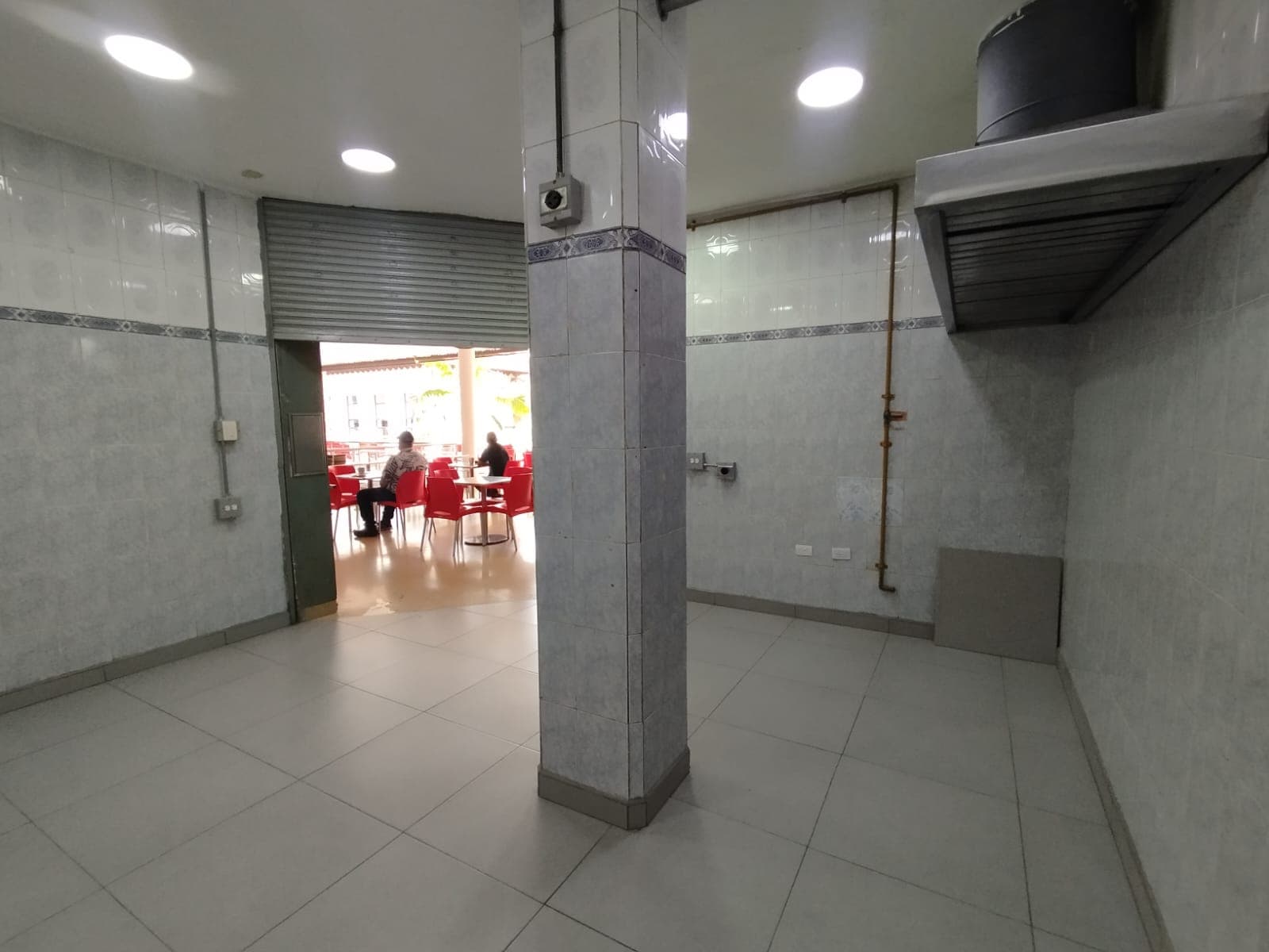 Local en arriendo en Centro, Medellín — foto 3 de 15