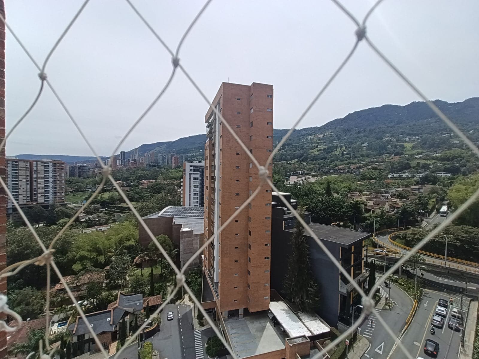 Apartamento en arriendo en El Esmeraldal, Envigado — foto 1 de 20