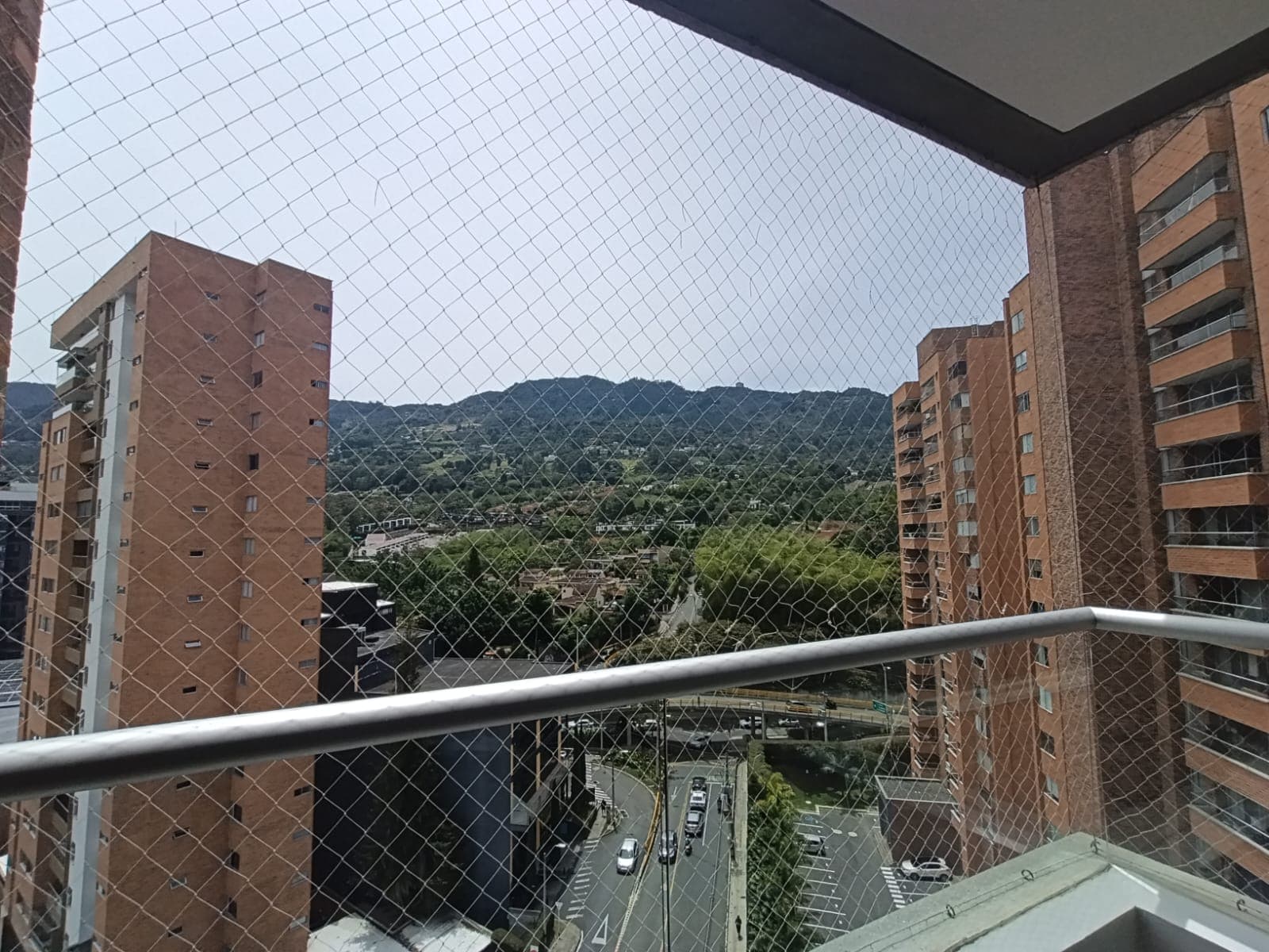 Apartamento en arriendo en El Esmeraldal, Envigado — foto 2 de 20