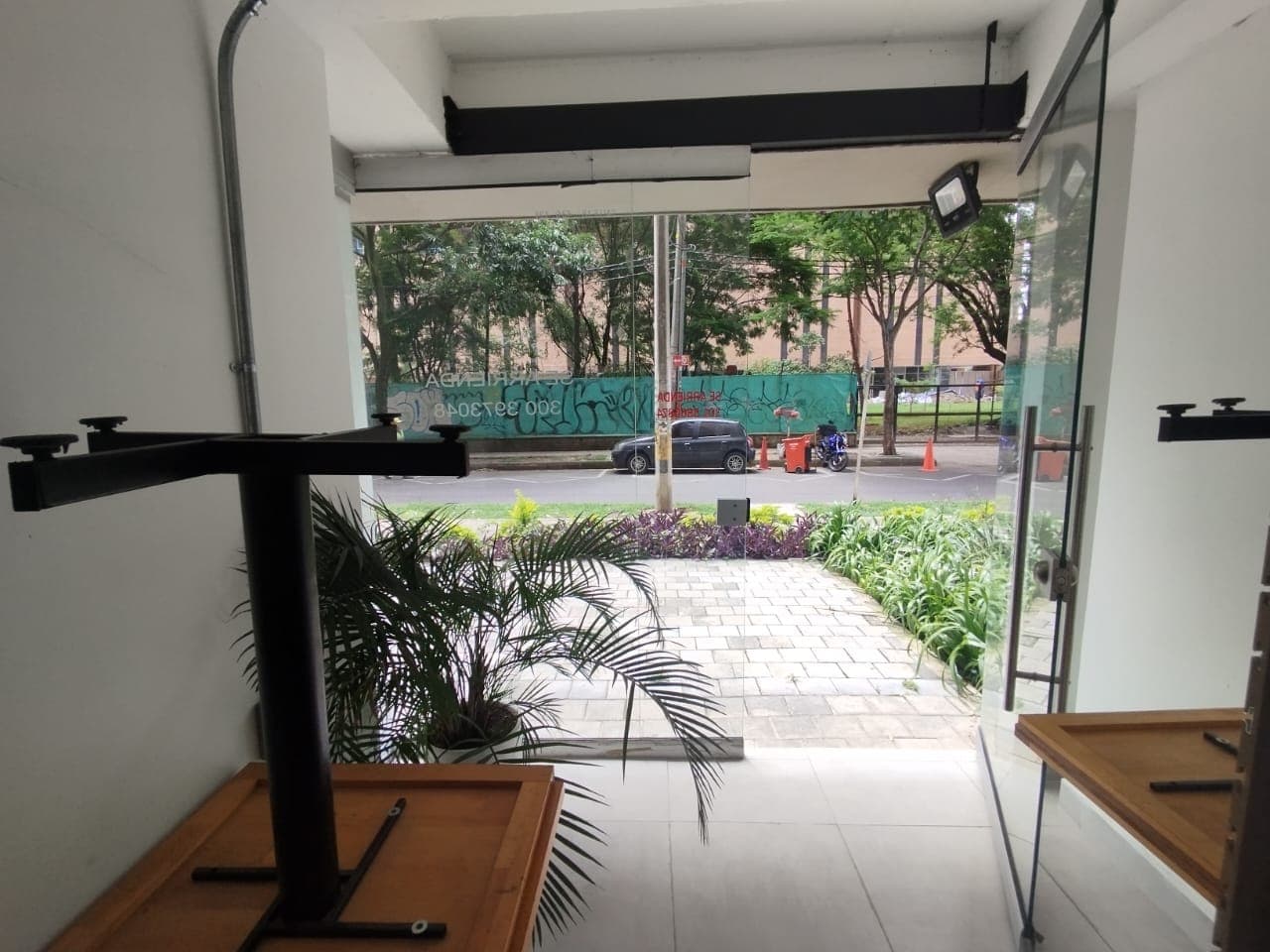 Local en arriendo en Ciudad Del Rio, El Poblado, Medellín — foto 4 de 10