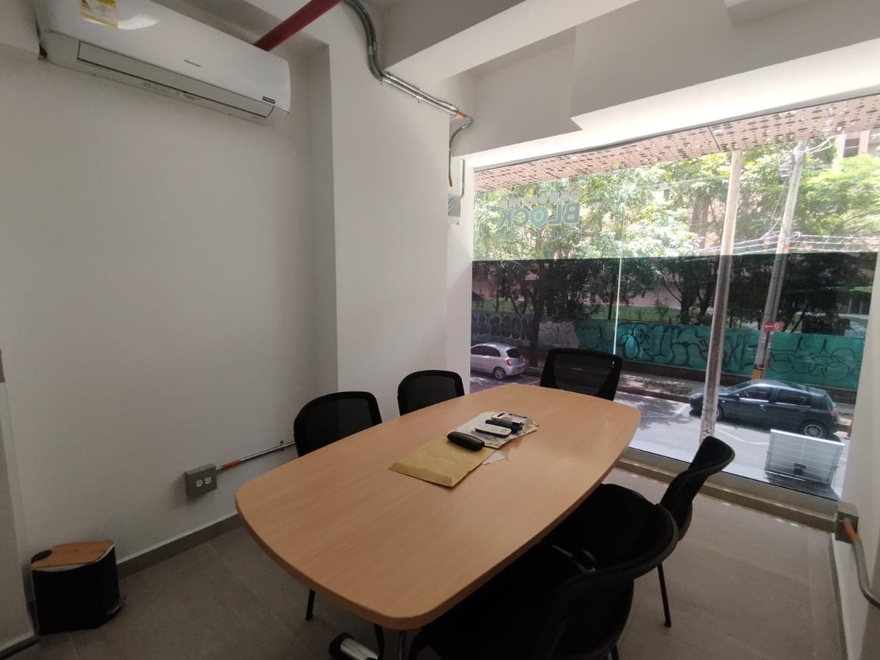 Local en arriendo en Ciudad Del Rio, El Poblado, Medellín — foto 5 de 9