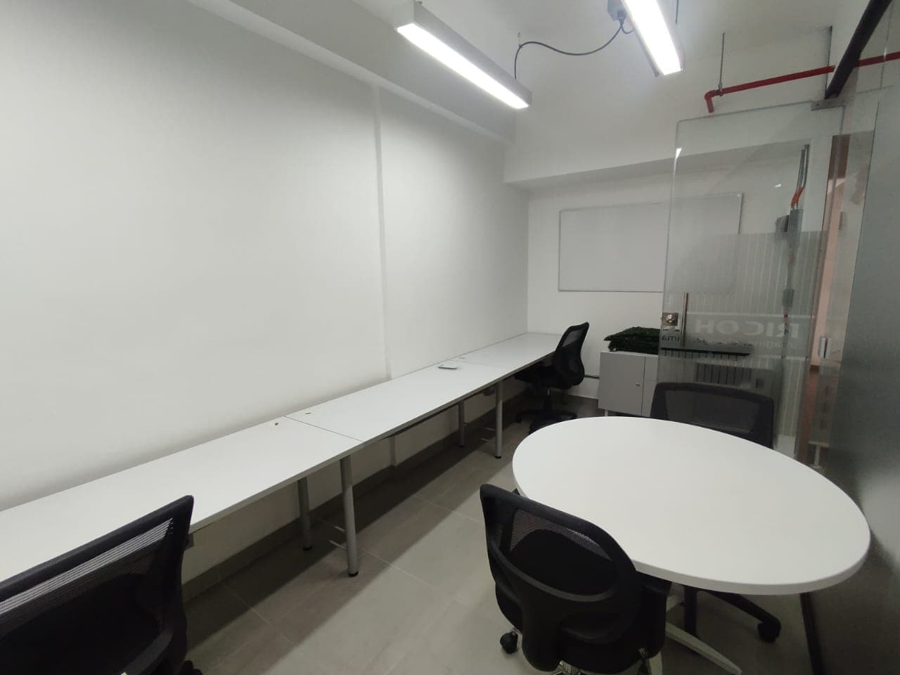 Local en arriendo en Ciudad Del Rio, El Poblado, Medellín — foto 3 de 9