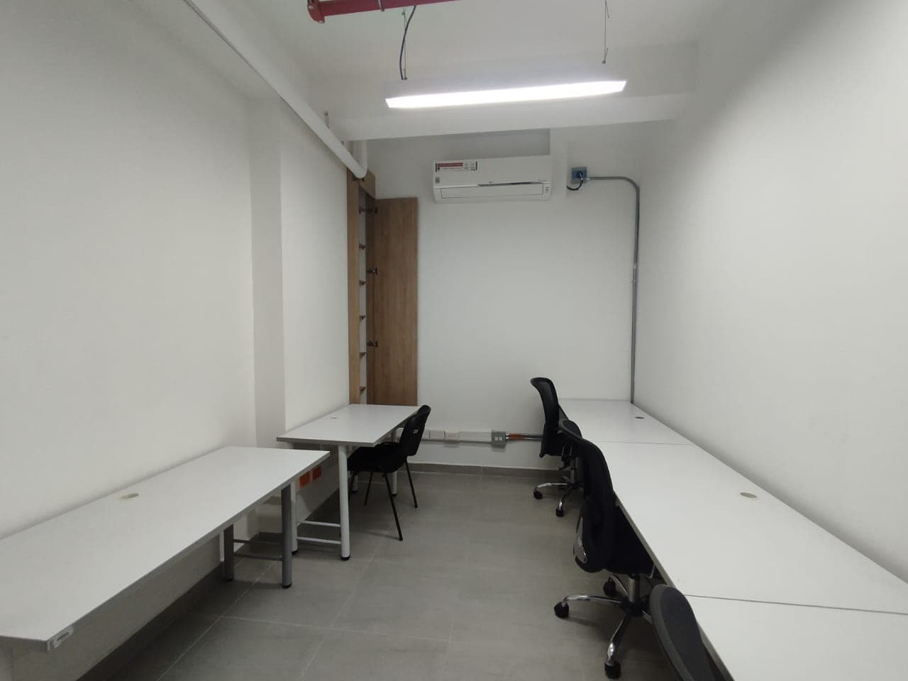 Local en arriendo en Ciudad Del Rio, El Poblado, Medellín — foto 4 de 11