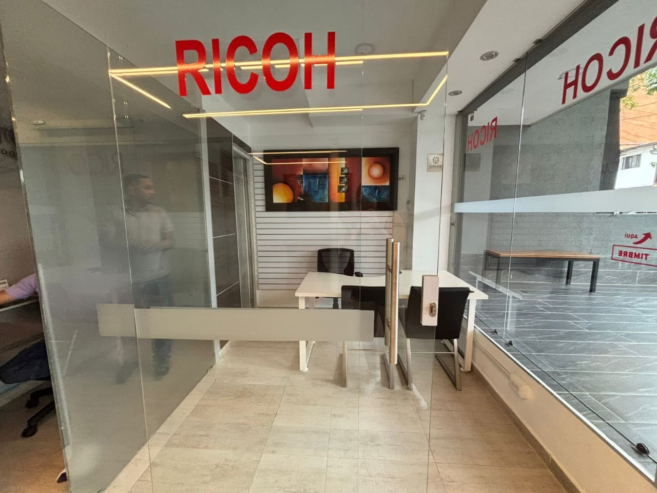 Local en arriendo en Suramericana, Laureles, Medellín — foto 4 de 7