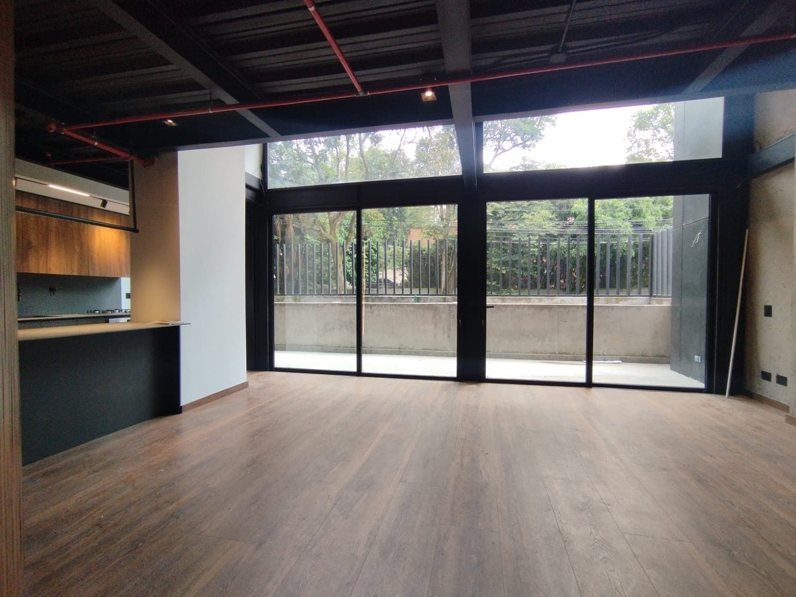 Apartamento en arriendo en Las Lomas, El Poblado, Medellín — foto 1 de 19