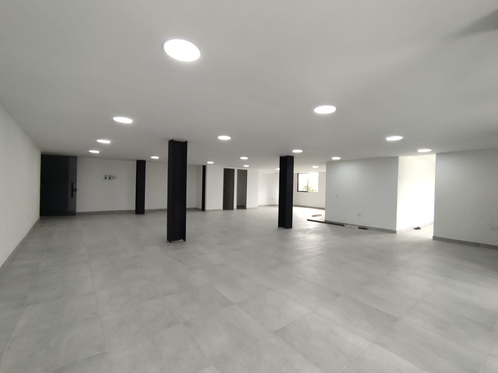 Bodega en arriendo en Malibú, Belen, Medellín — foto 4 de 7