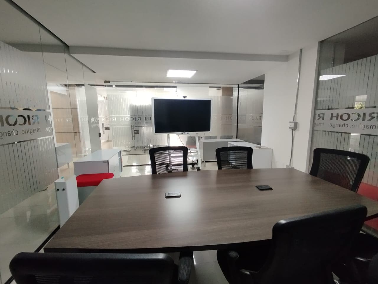 Oficina en arriendo en Suramericana, Laureles, Medellín — foto 4 de 11