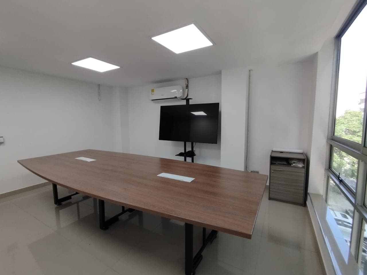 Oficina en arriendo en Suramericana, Laureles, Medellín — foto 5 de 9