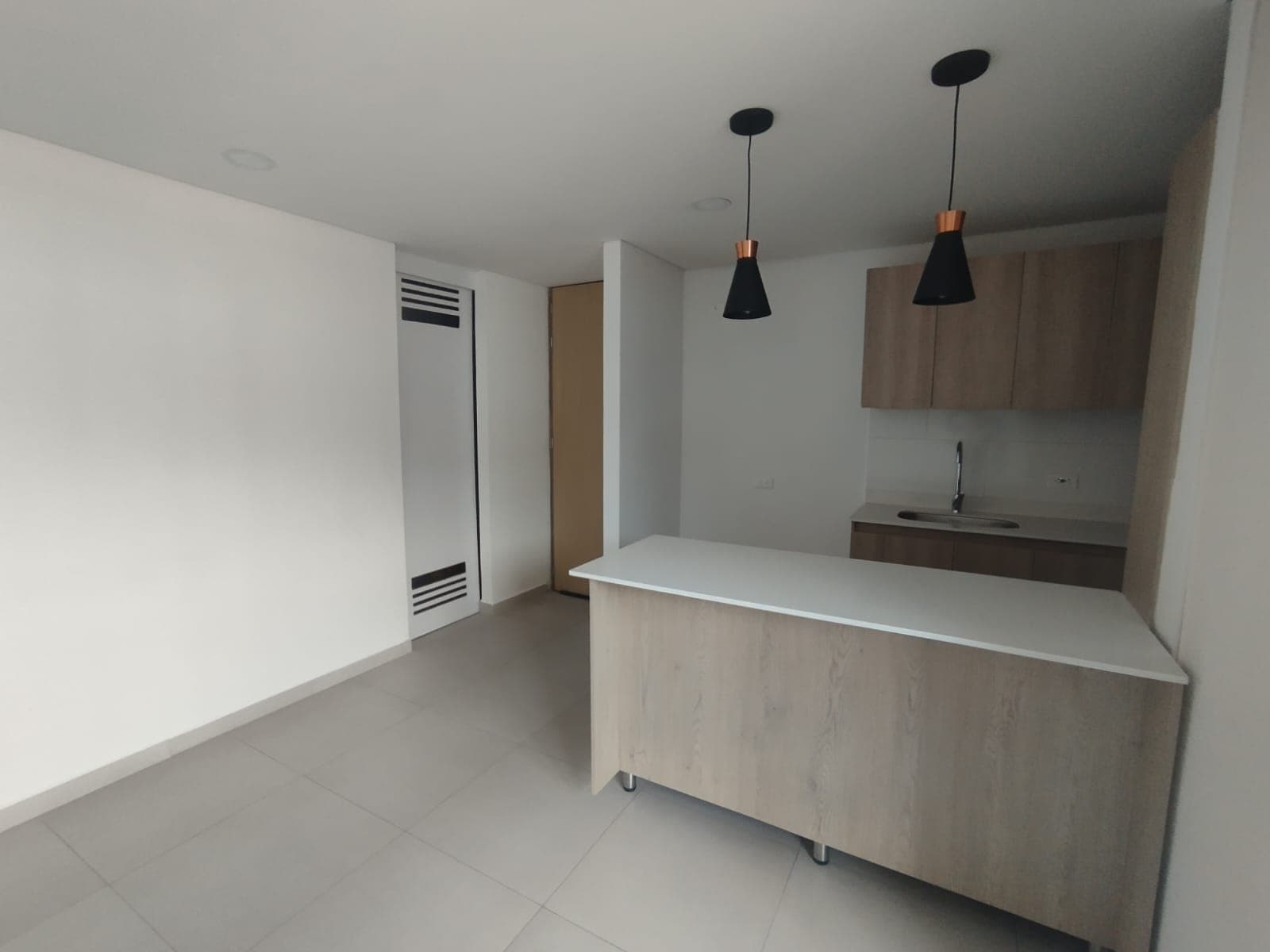 Apartamento en arriendo en Buenos Aires, Centro, Medellín — foto 3 de 20