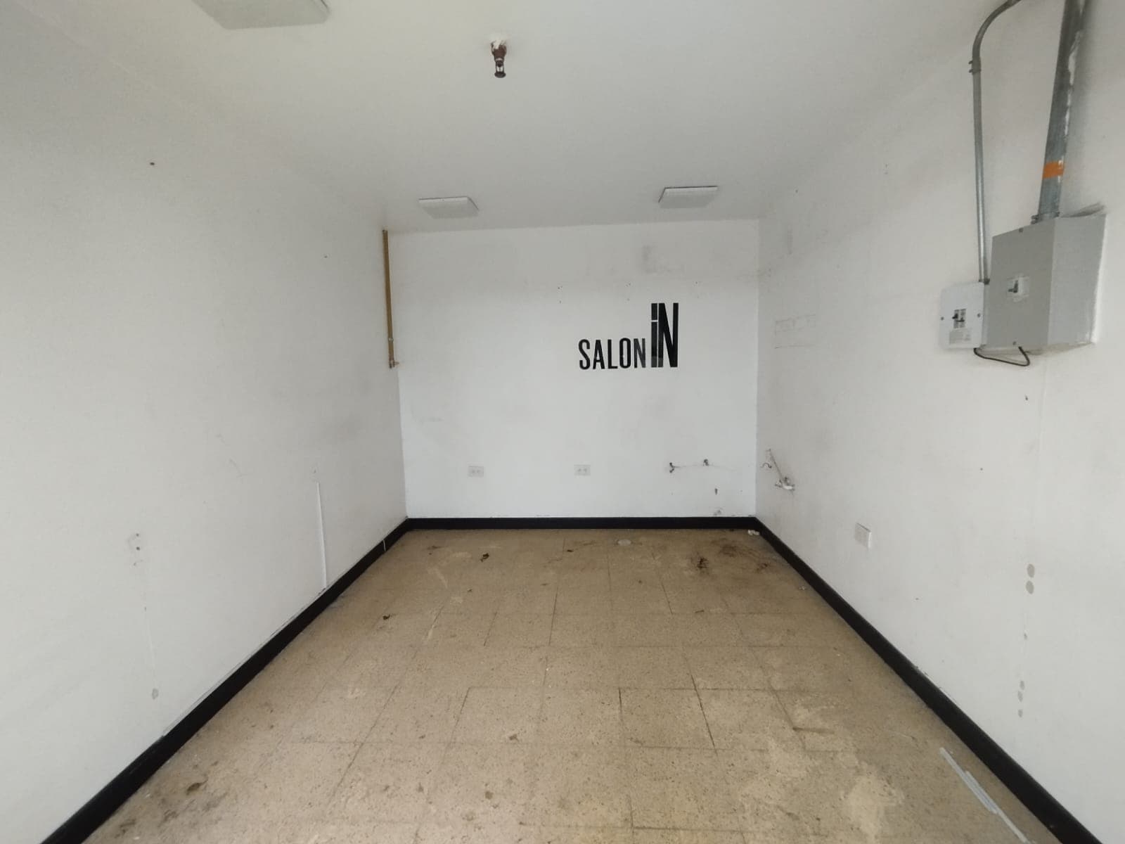 Local en arriendo en Suramérica La, La Estrella — foto 3 de 8