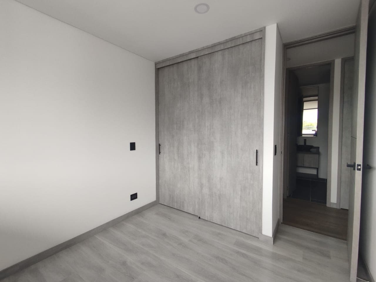 Apartamento en arriendo en El Esmeraldal, Envigado — foto 4 de 14