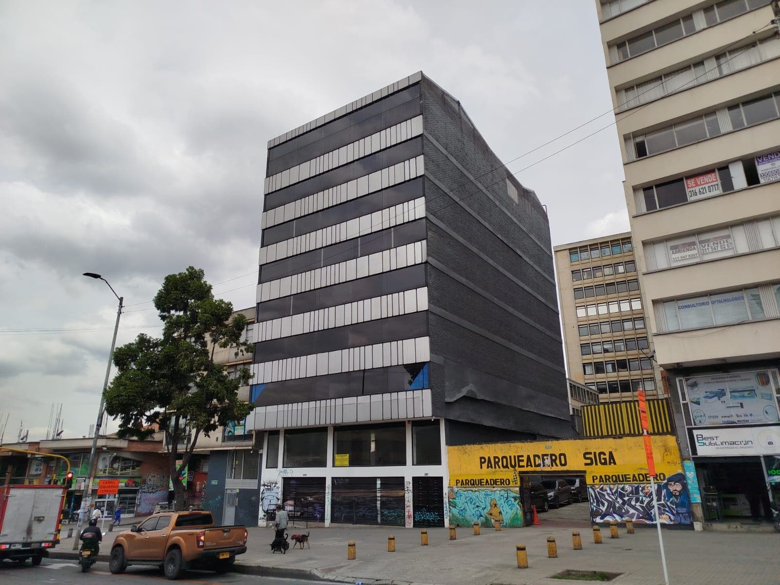 Edificio en arriendo en Centro Internacional, Santa Fe, Bogotá, D.c. — foto 1 de 19