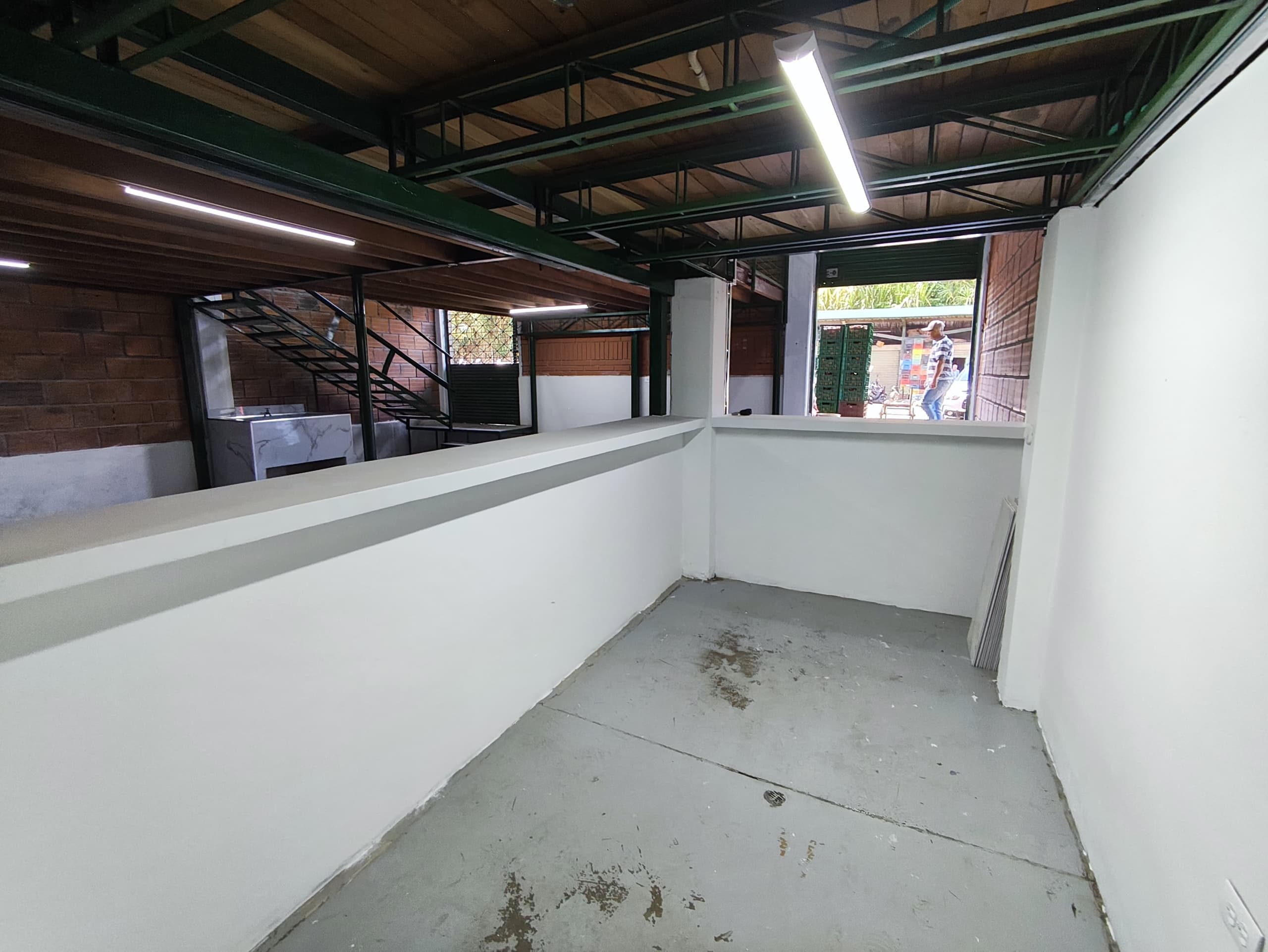 Bodega en arriendo en Av Sur, Pereira — foto 2 de 17