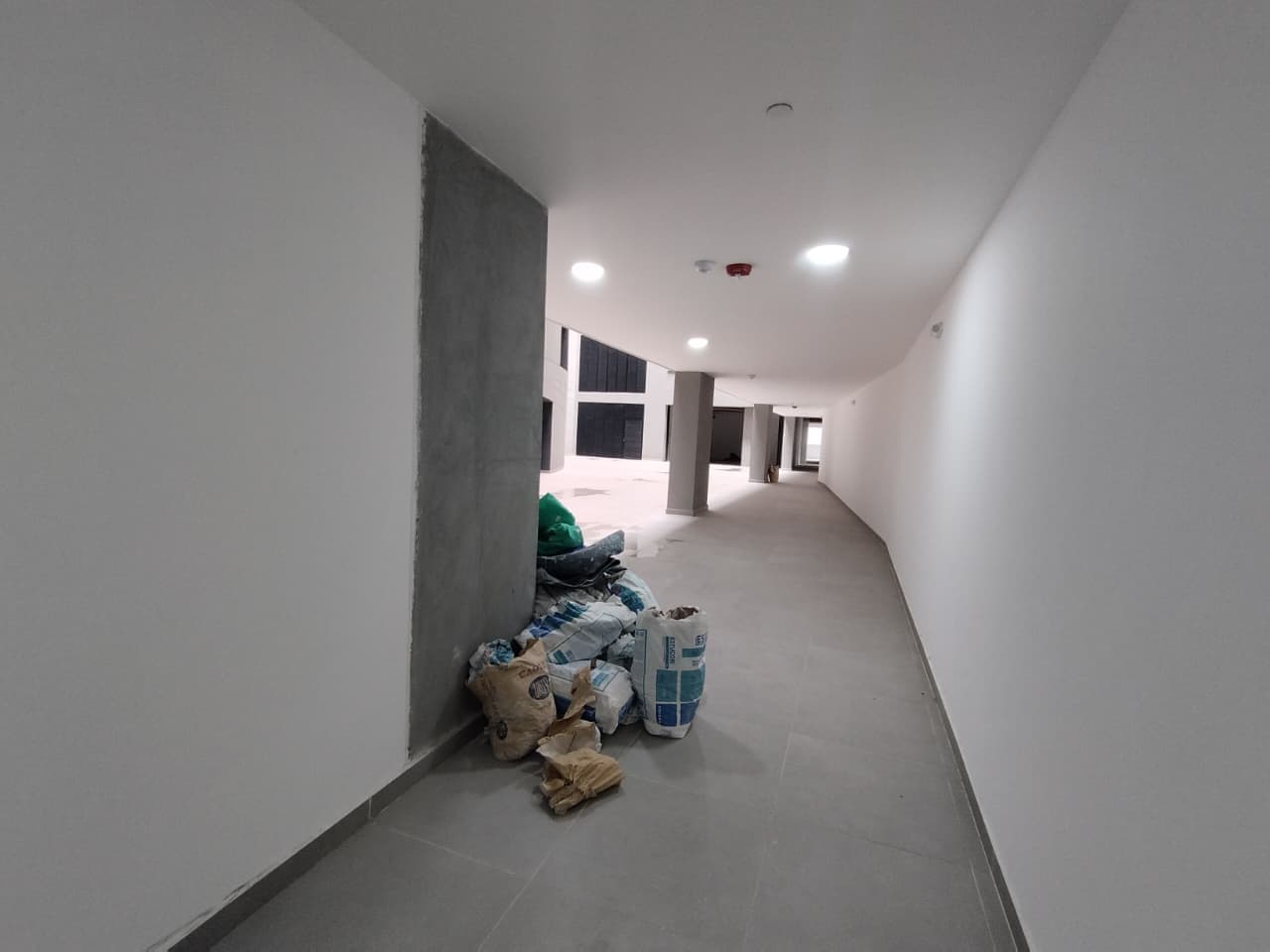 Oficina en arriendo en Guayabal, Medellín — foto 5 de 9