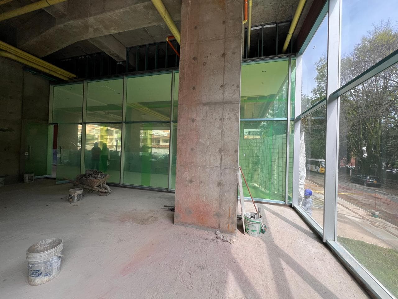 Local en arriendo en El Velódromo, Laureles, Medellín — foto 3 de 15