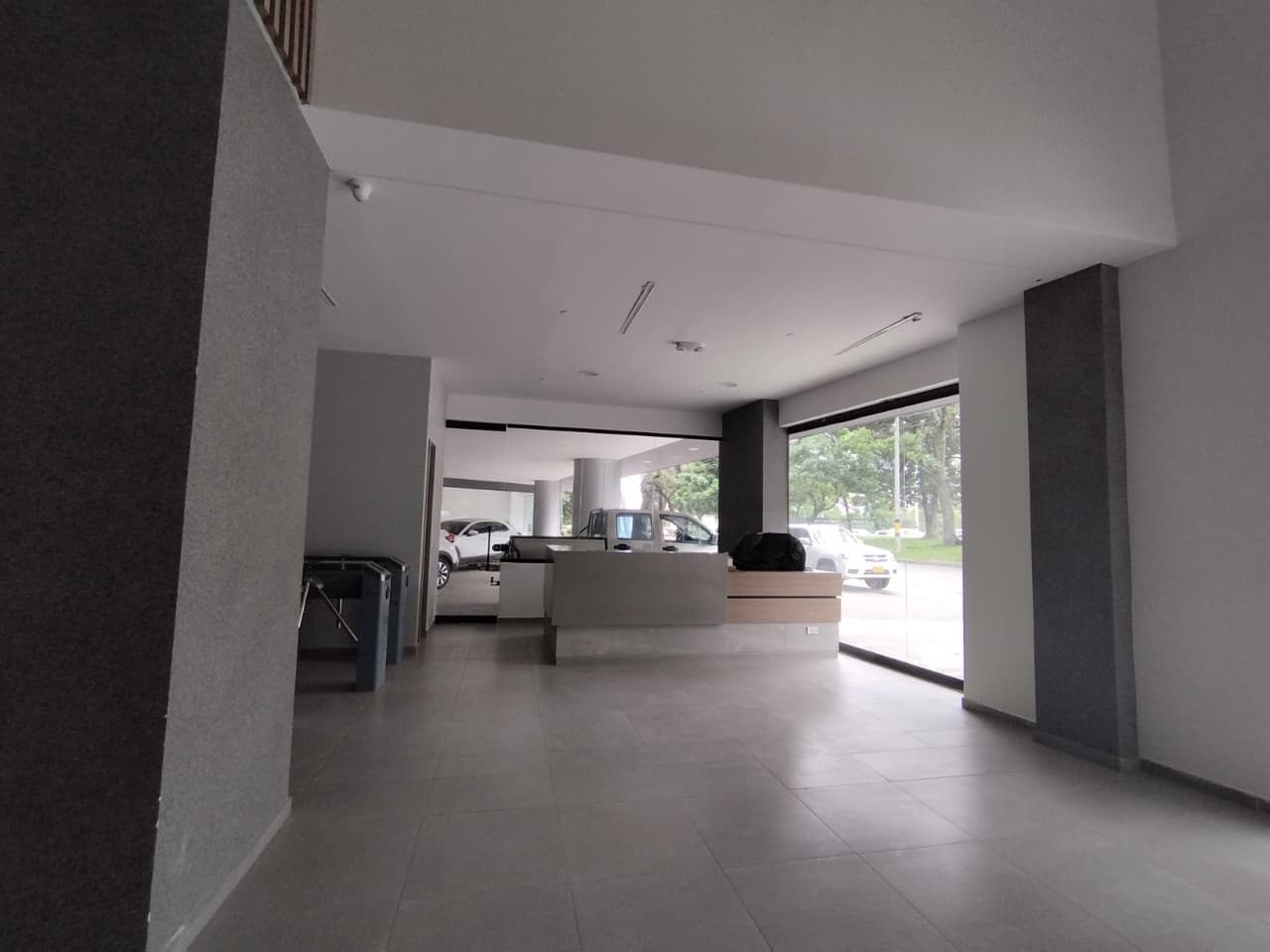 Oficina en arriendo en Guayabal, Medellín — foto 1 de 20