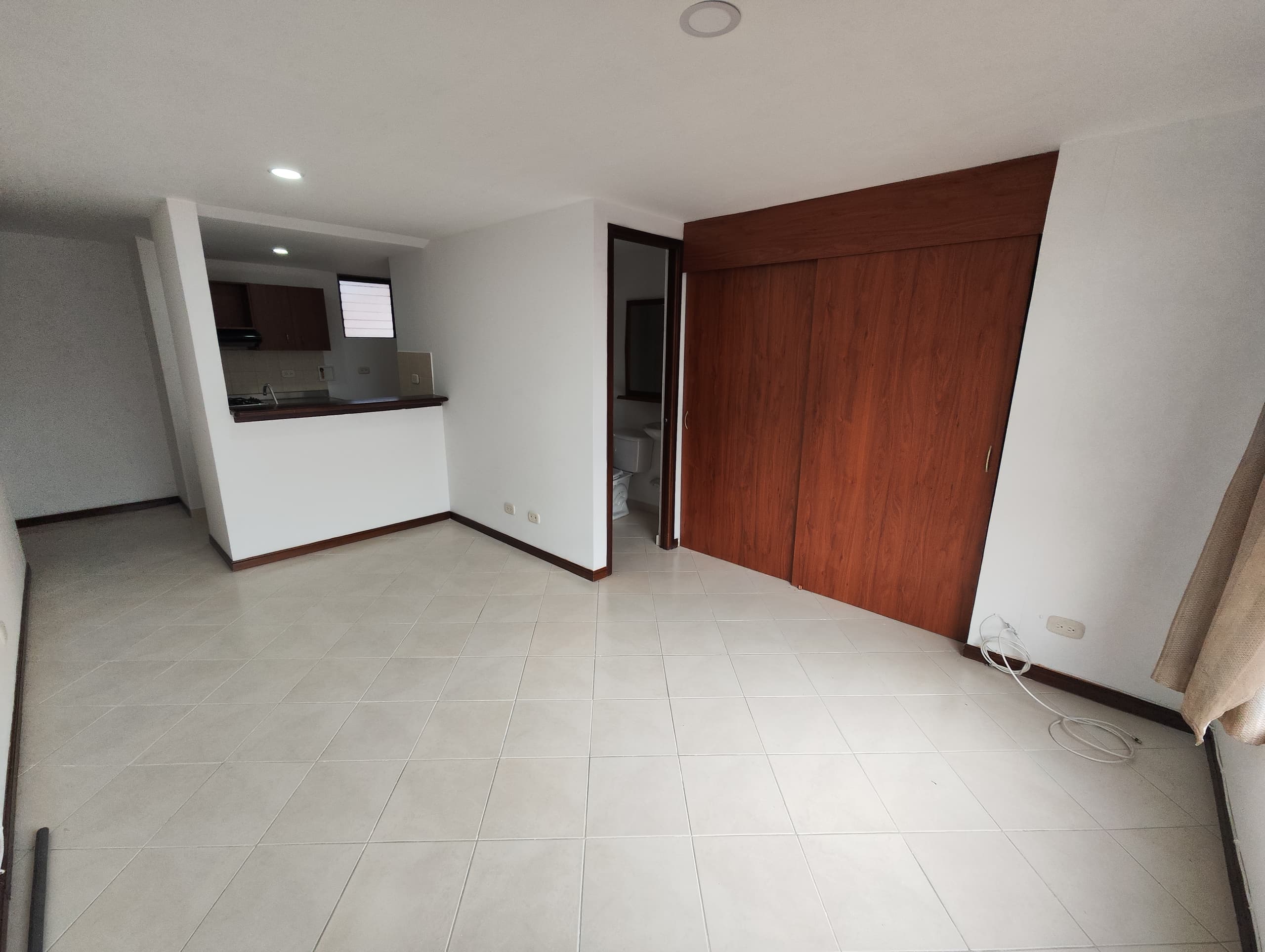 Apartaestudio en arriendo en La Floresta, La America, Medellín — foto 3 de 15