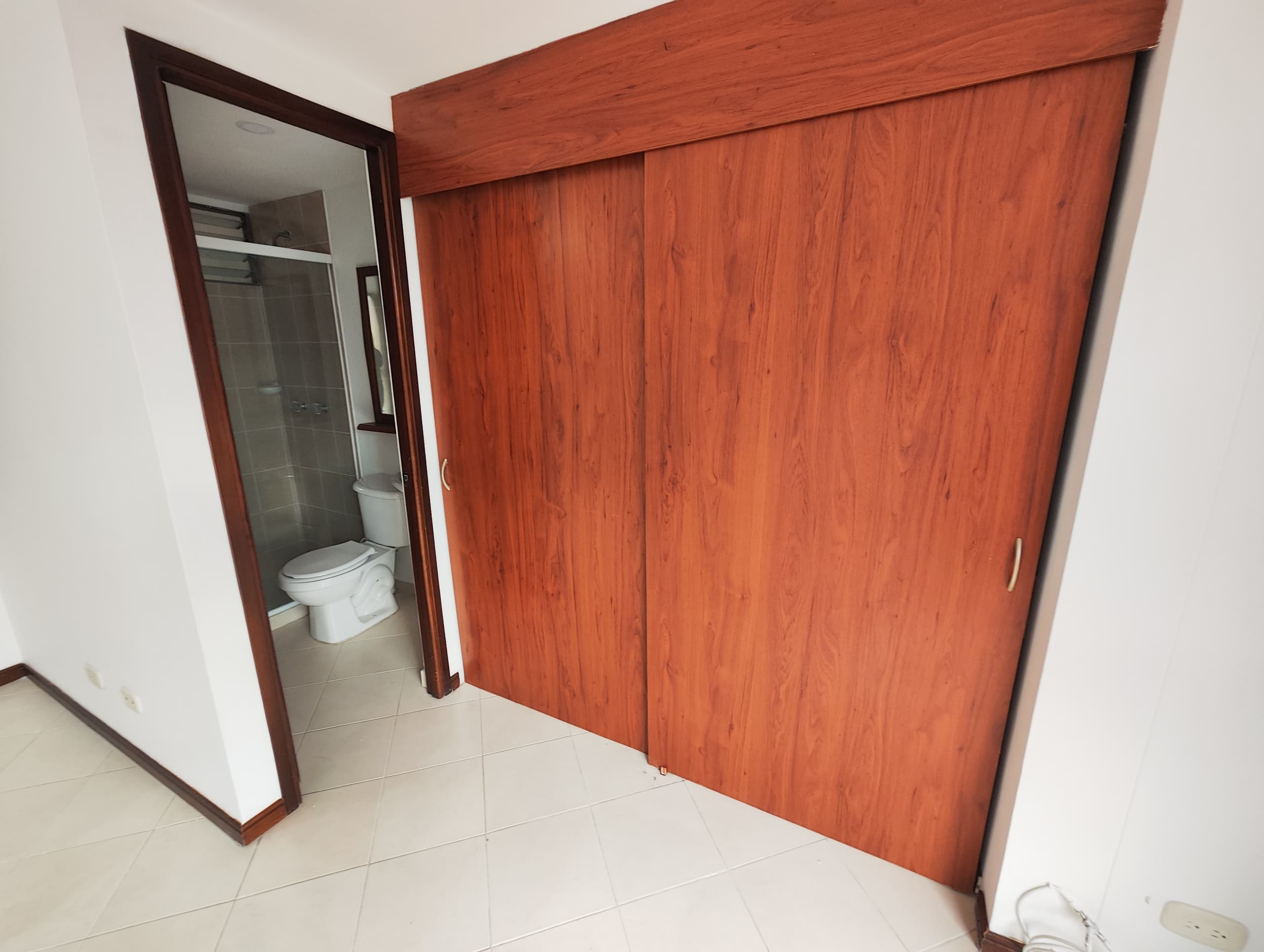 Apartaestudio en arriendo en La Floresta, La America, Medellín — foto 4 de 15