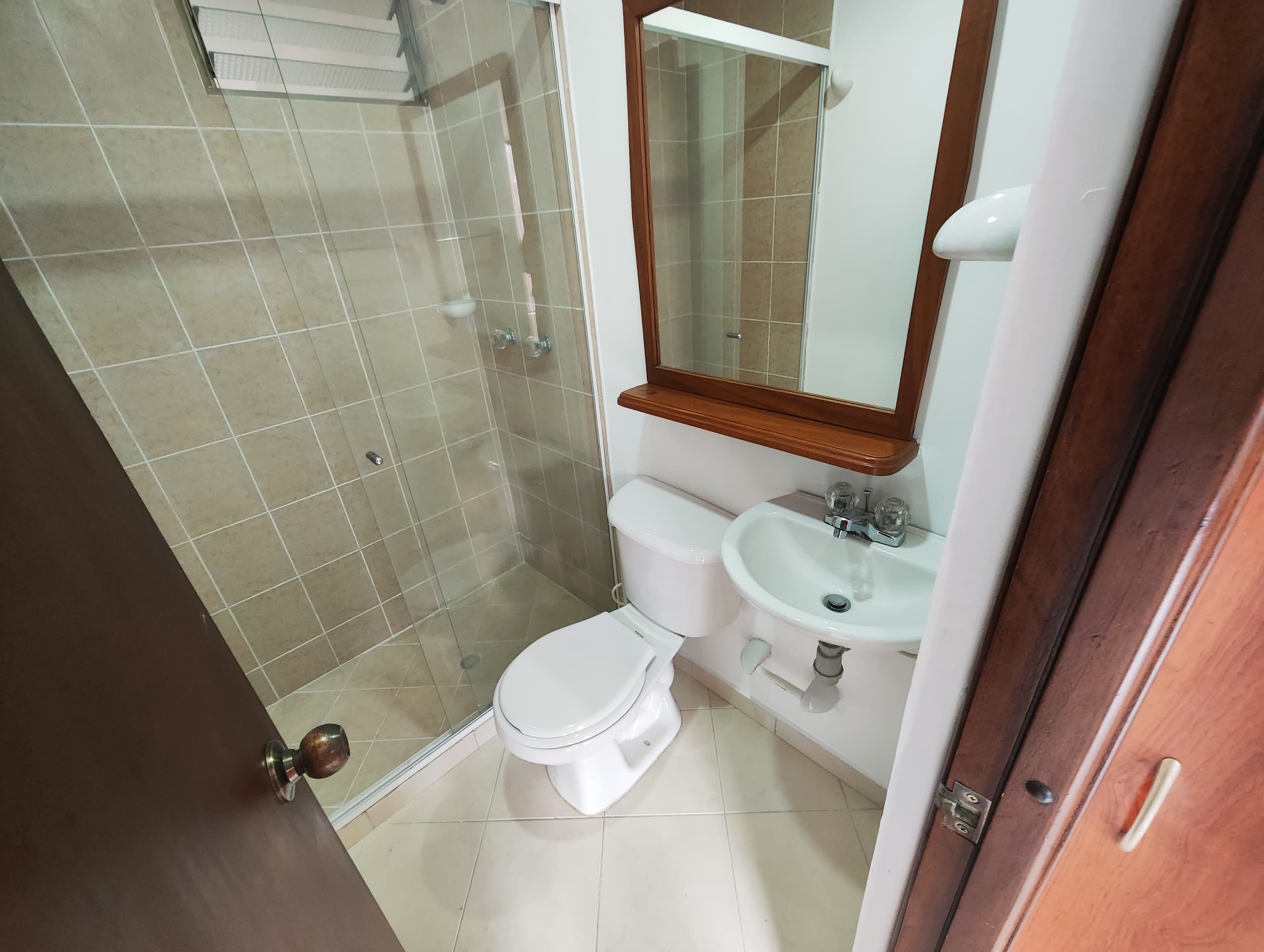 Apartaestudio en arriendo en La Floresta, La America, Medellín — foto 5 de 15