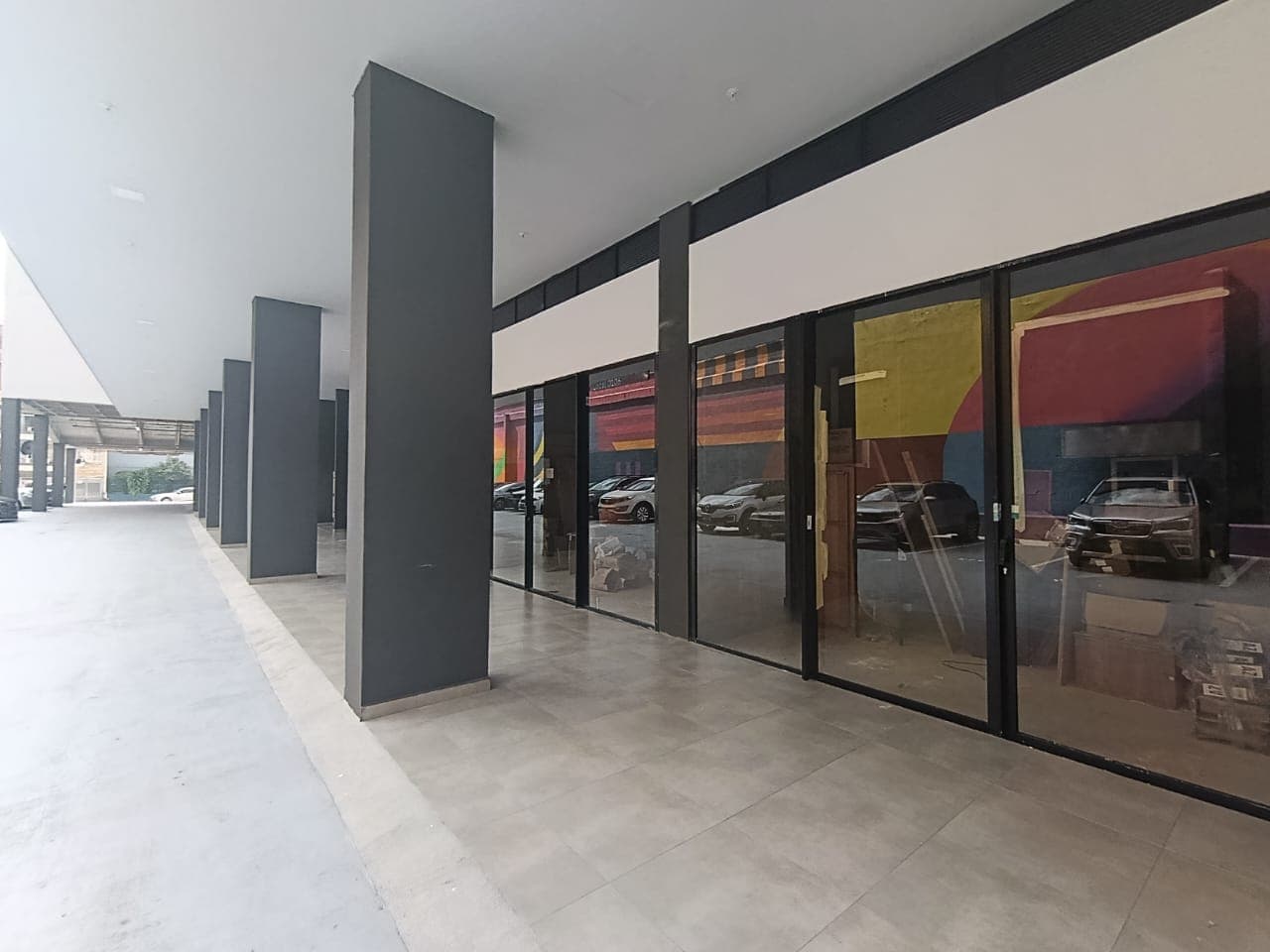 Local en arriendo en Los Colores, Laureles, Medellín — foto 4 de 12