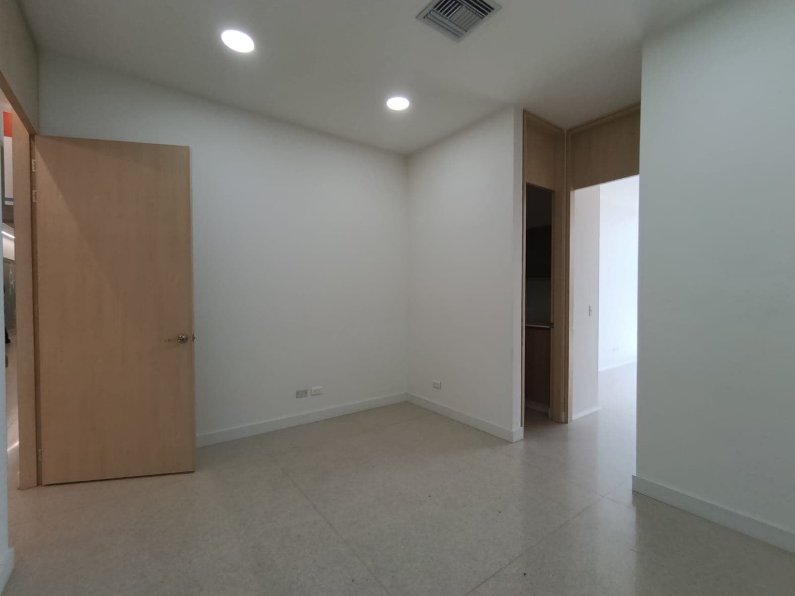 Consultorio en arriendo en Niquia, Bello — foto 3 de 16