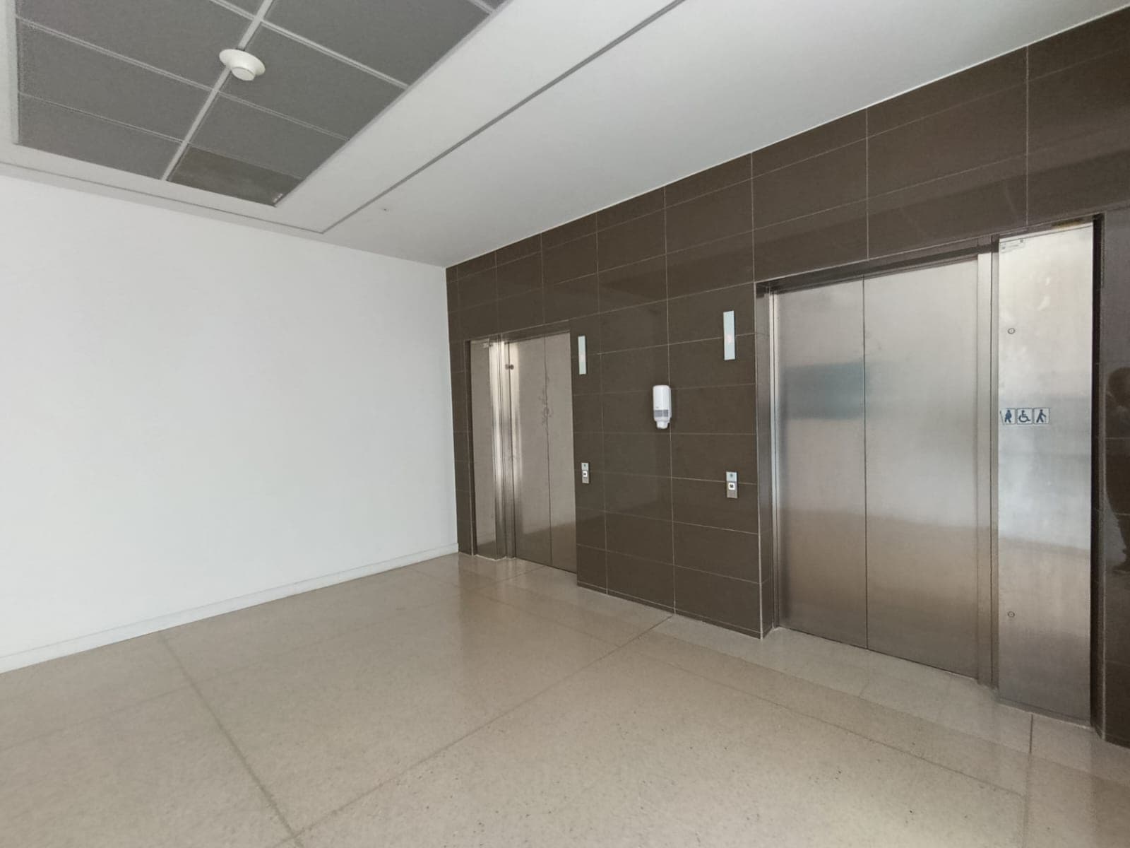 Consultorio en arriendo en Niquia, Bello — foto 4 de 16